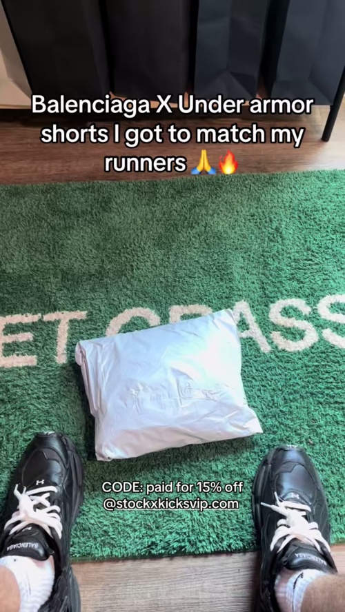 Balenciaga x Under Armour Large Shorts Black/White CK0720 review 