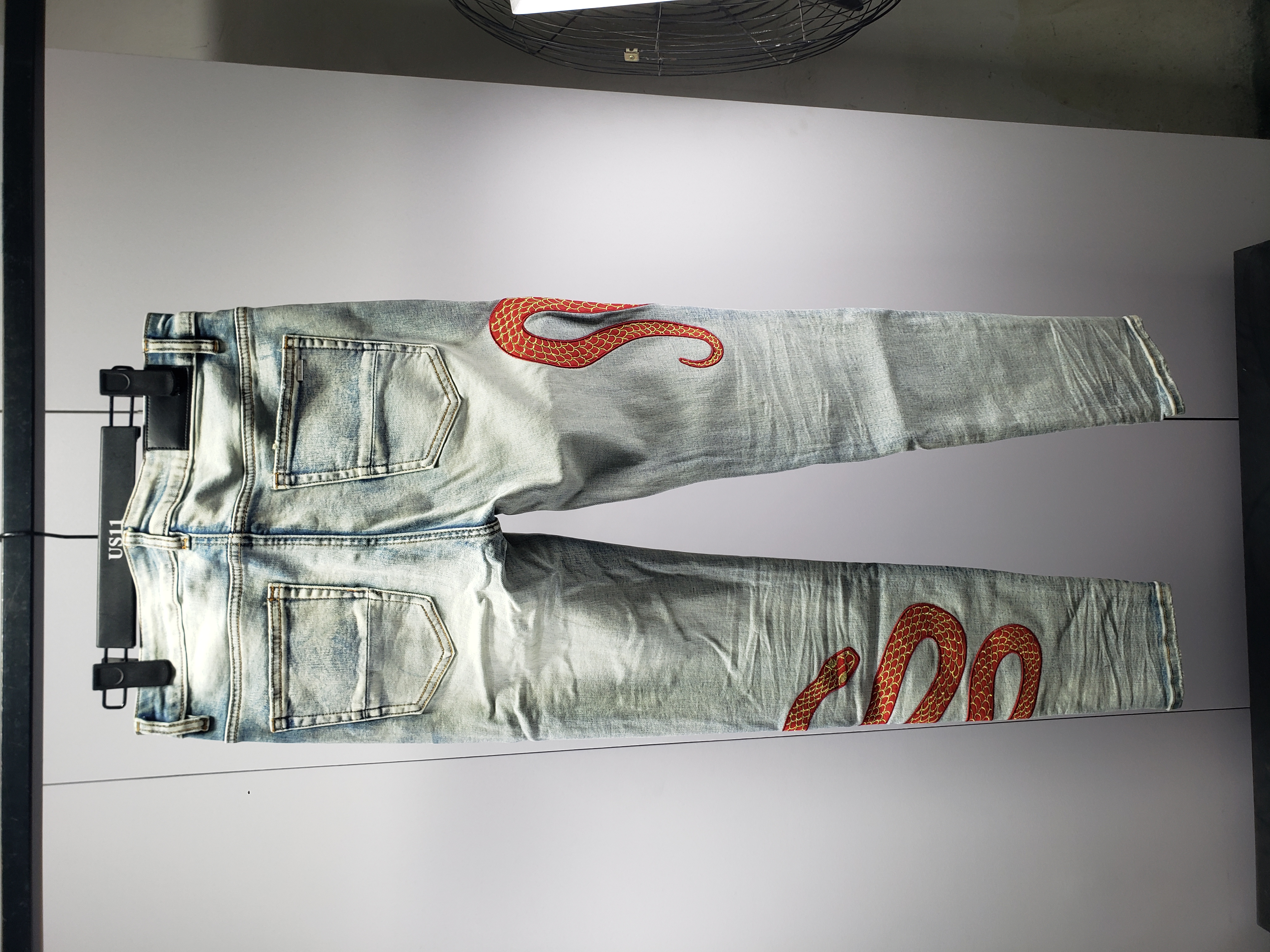 Amiri Jean 8933 review StockxKicks 04