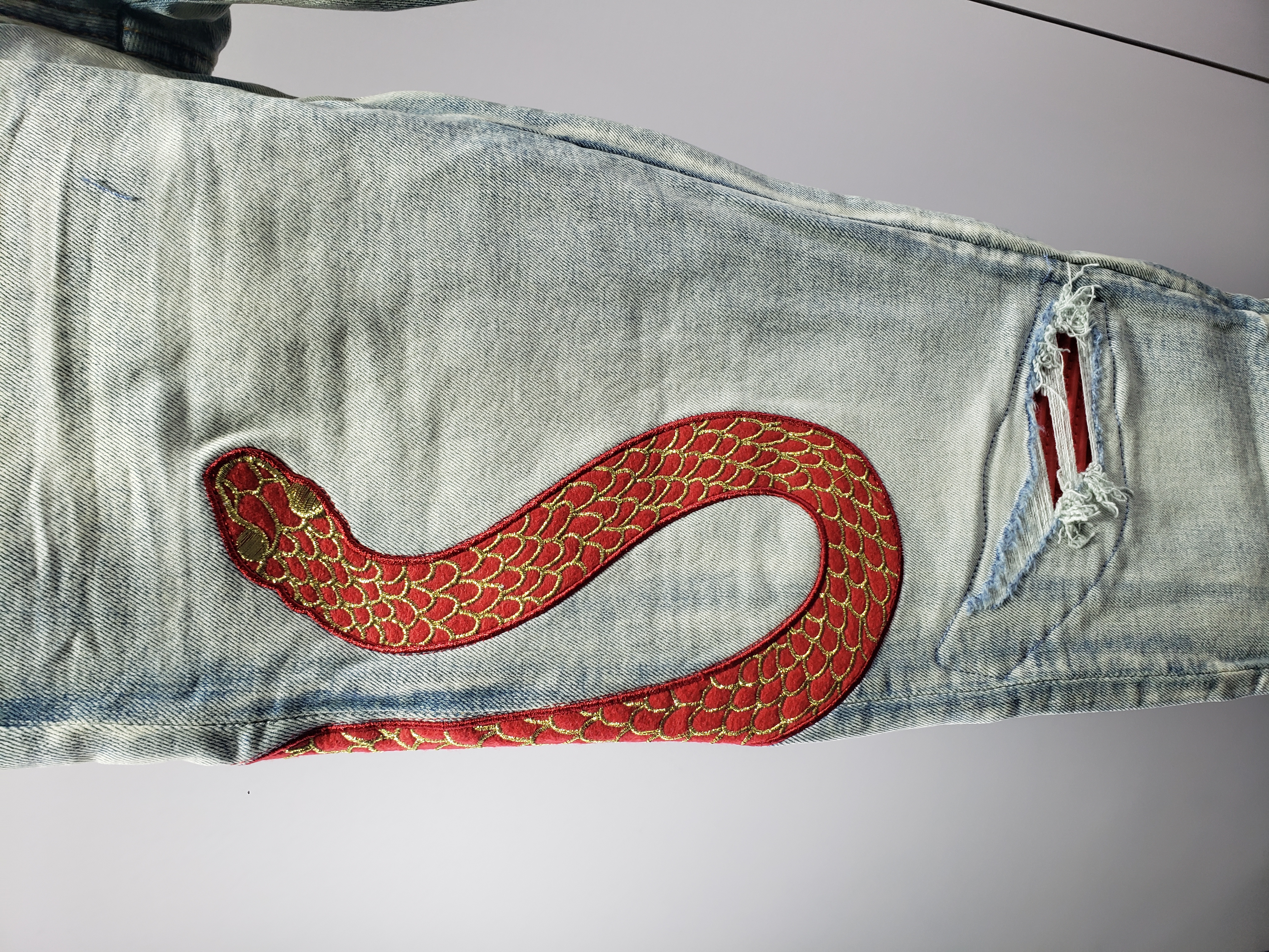 Amiri Jean 8933 review StockxKicks 03