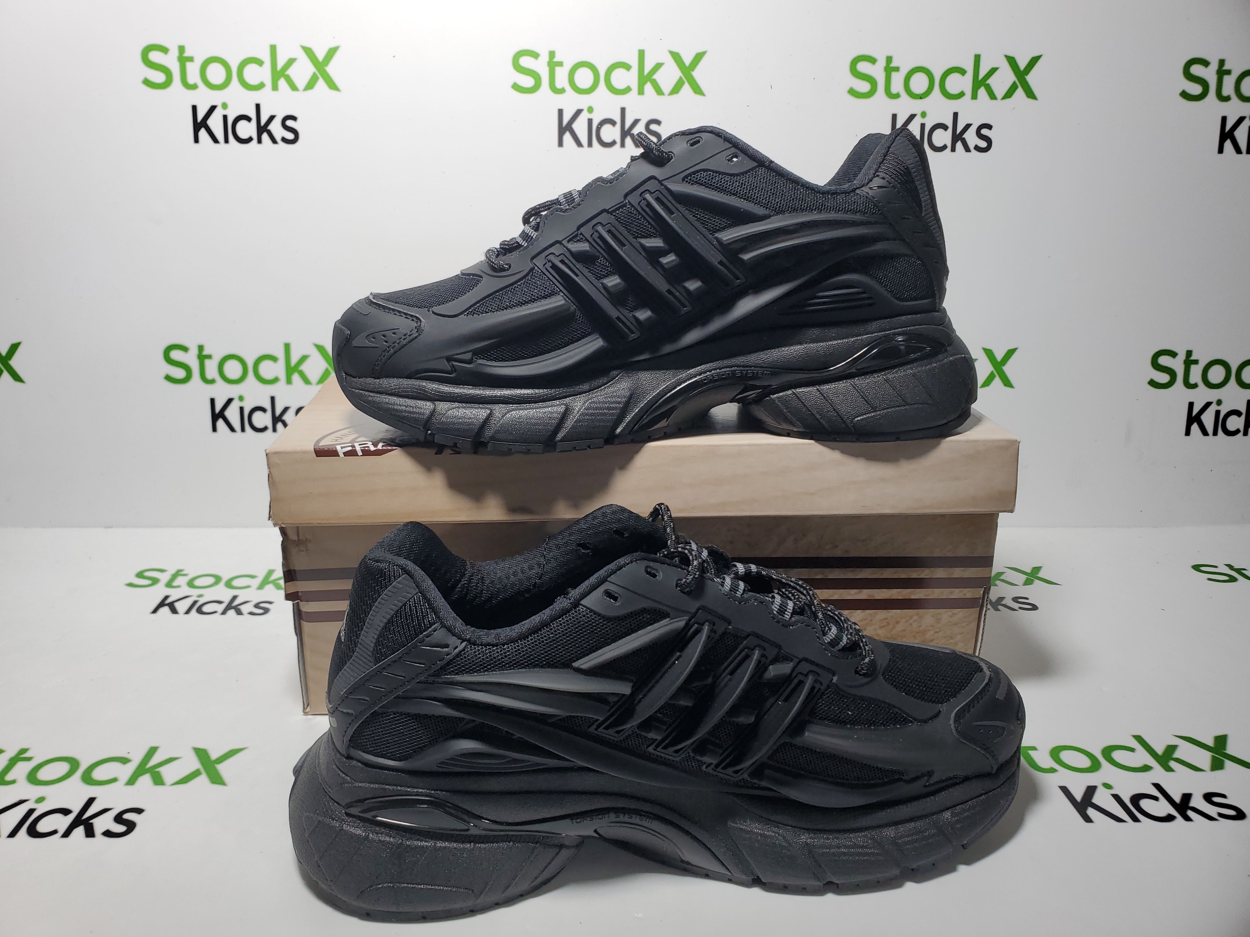 Adidas Adistar Jellyfish Pharrell Williams 'Focus Olive Real Green' JP9260 review StockxKicks 02