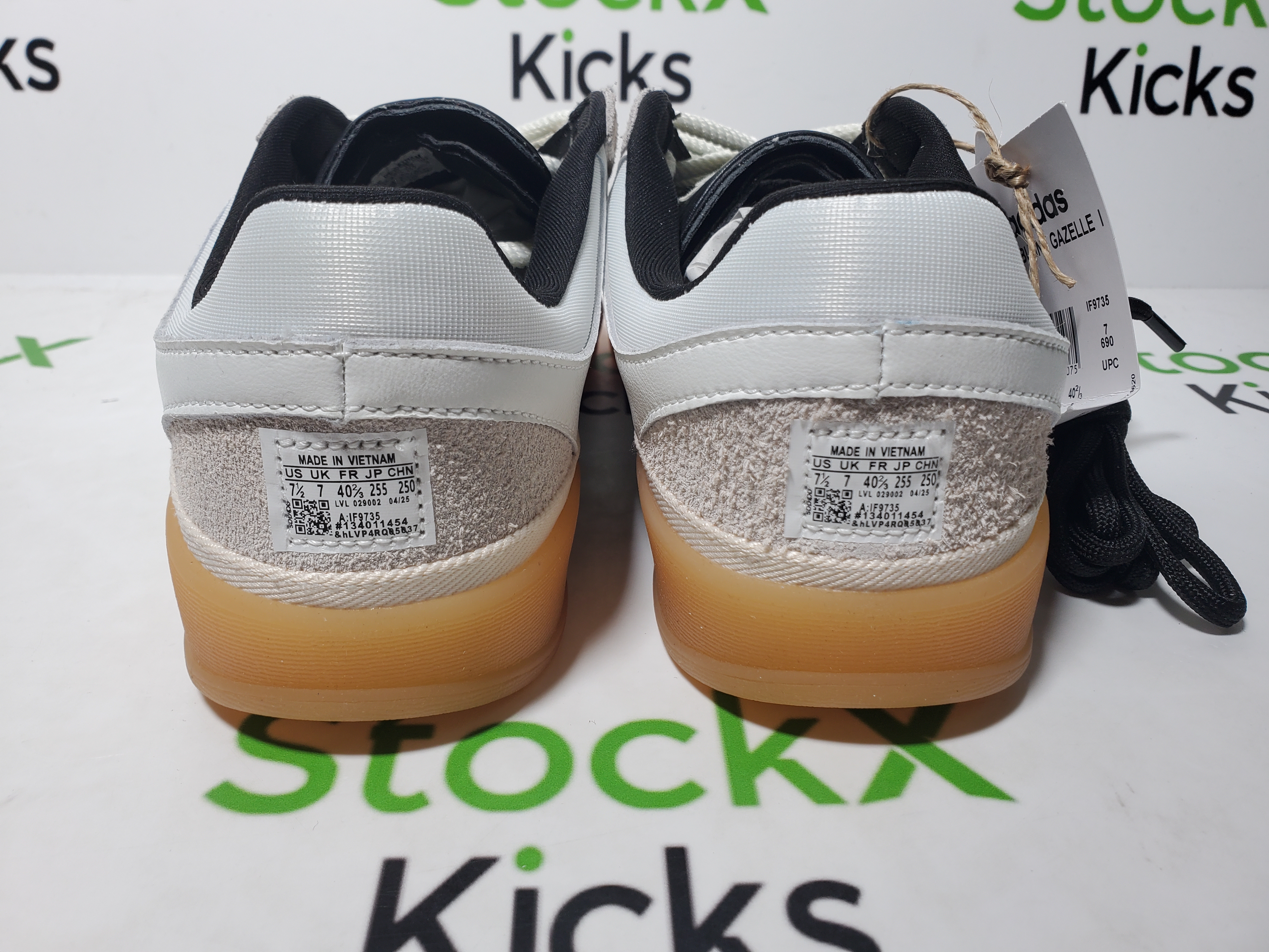 Adidas Gazelle Indoor Bad Bunny IF9735 review StockxKicks 02