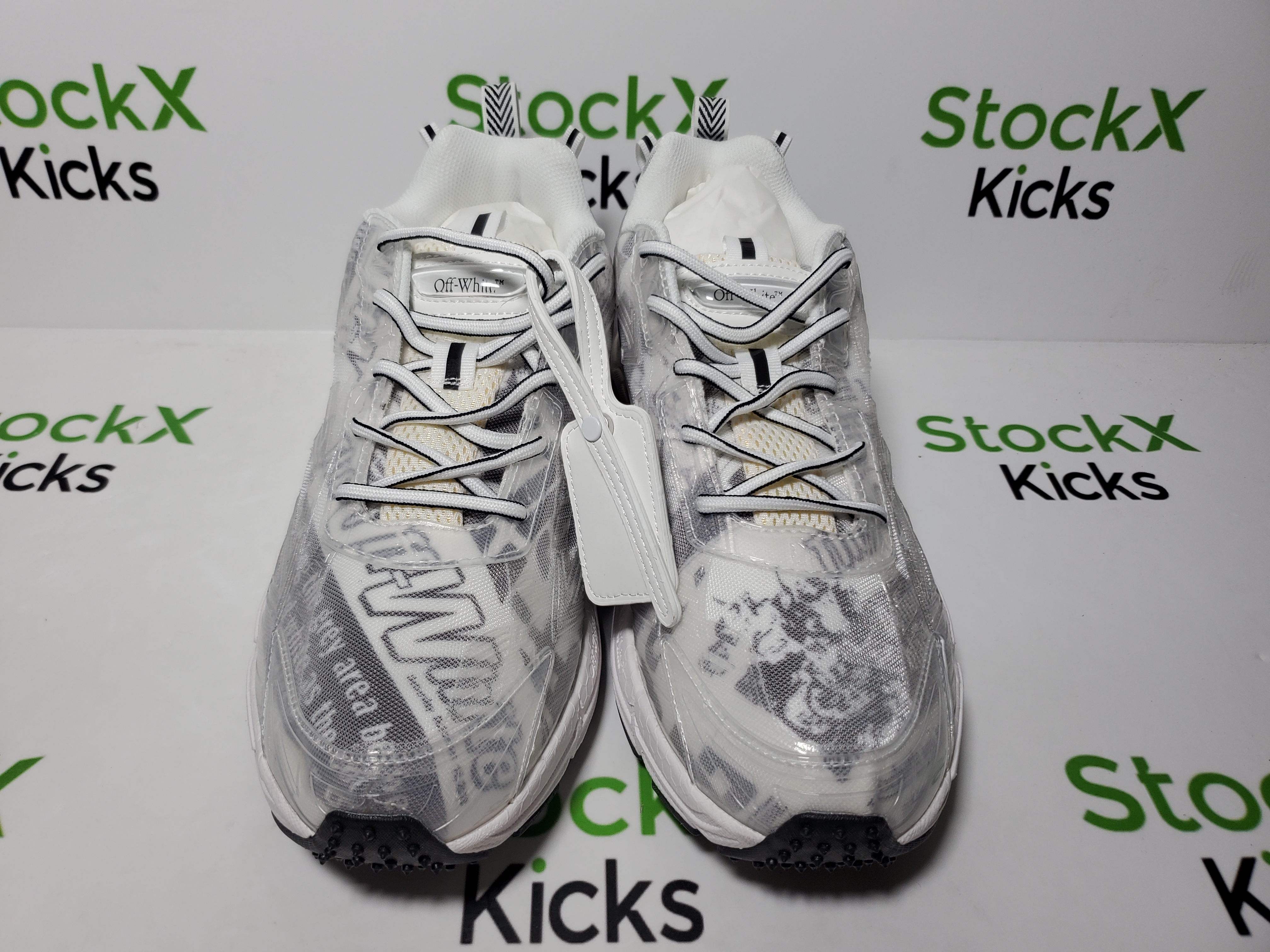 Off White Be Right Back Sneakers White Printed Pattern OWIA289F 25LEA001 0055 review StockxKicks 01