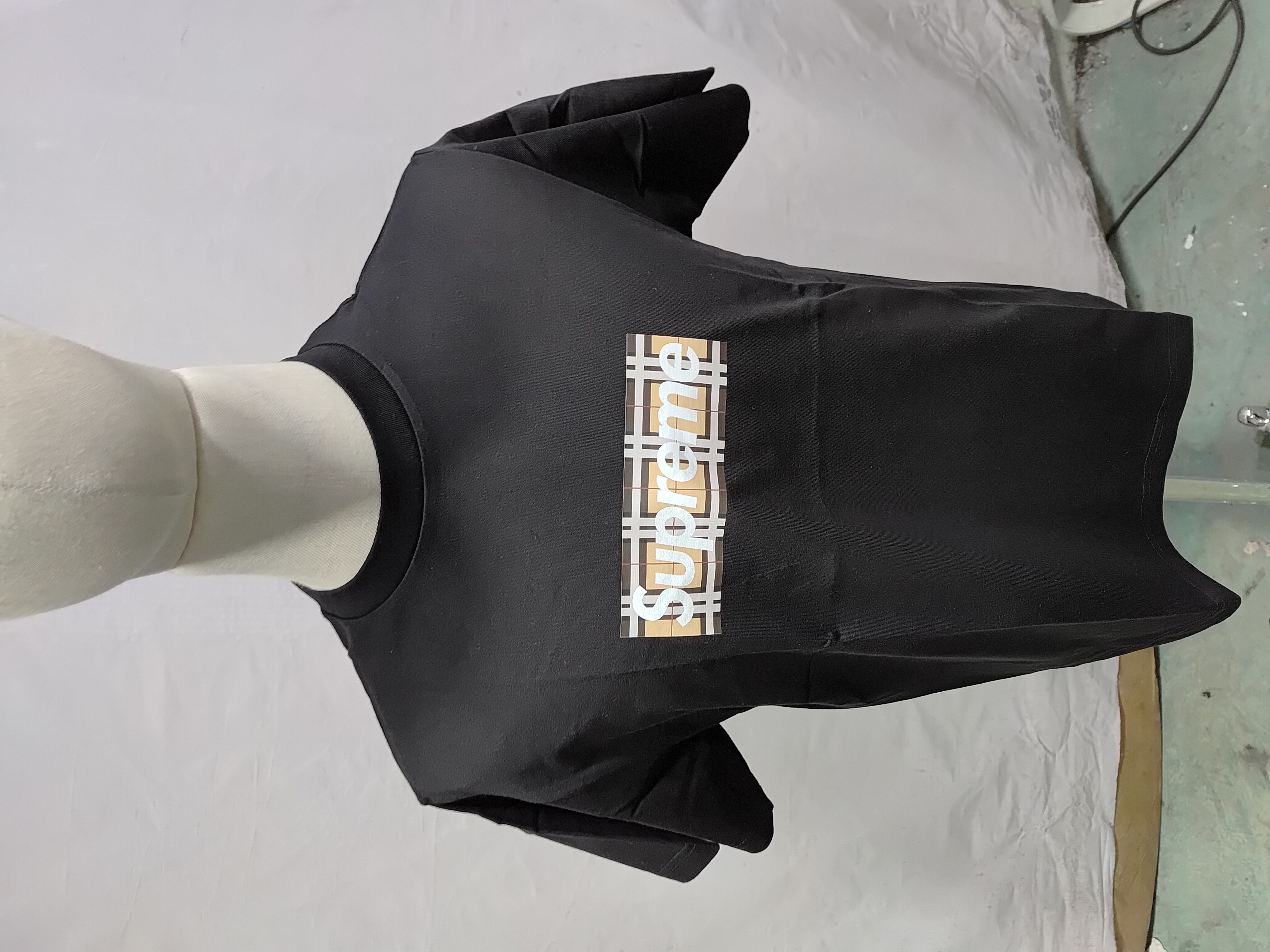 Supreme T-Shirt B264 review StockxKicks 01