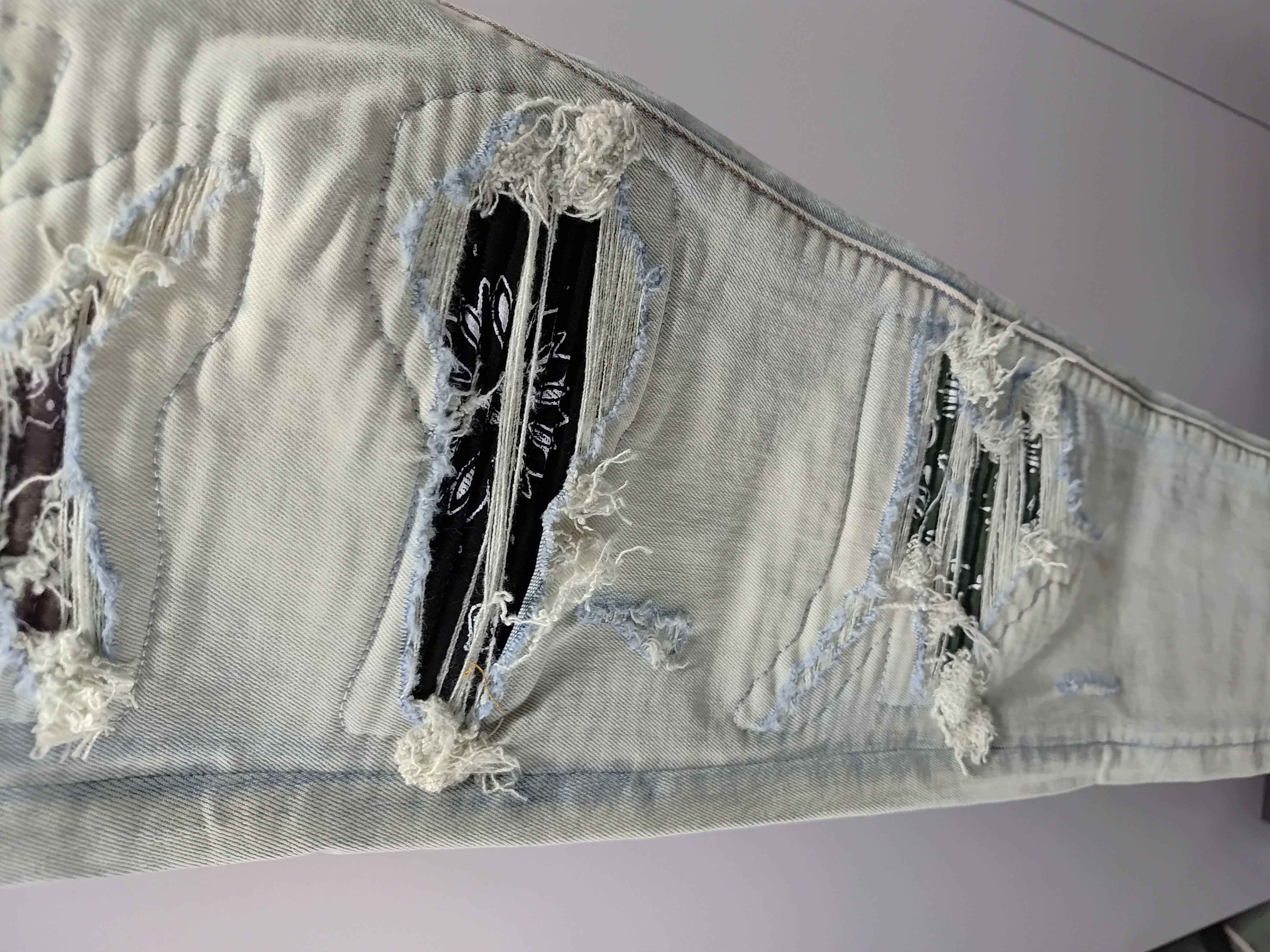 Amiri Jean 8935 review StockxKicks 01