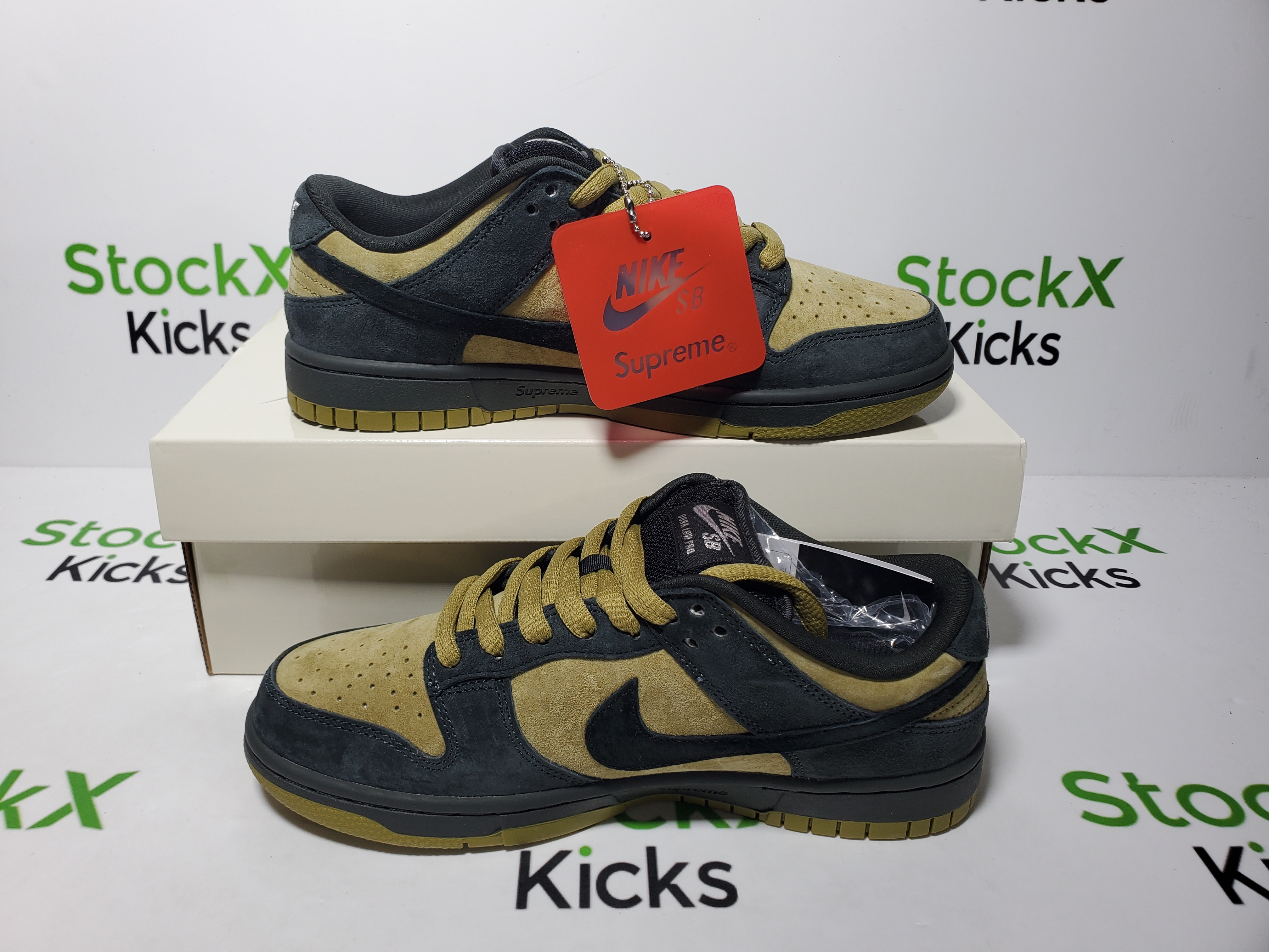 PK God Batch Nike Supreme x Dunk Low SB 'Camper Green' HQ8487-300 review StockxKicks 06