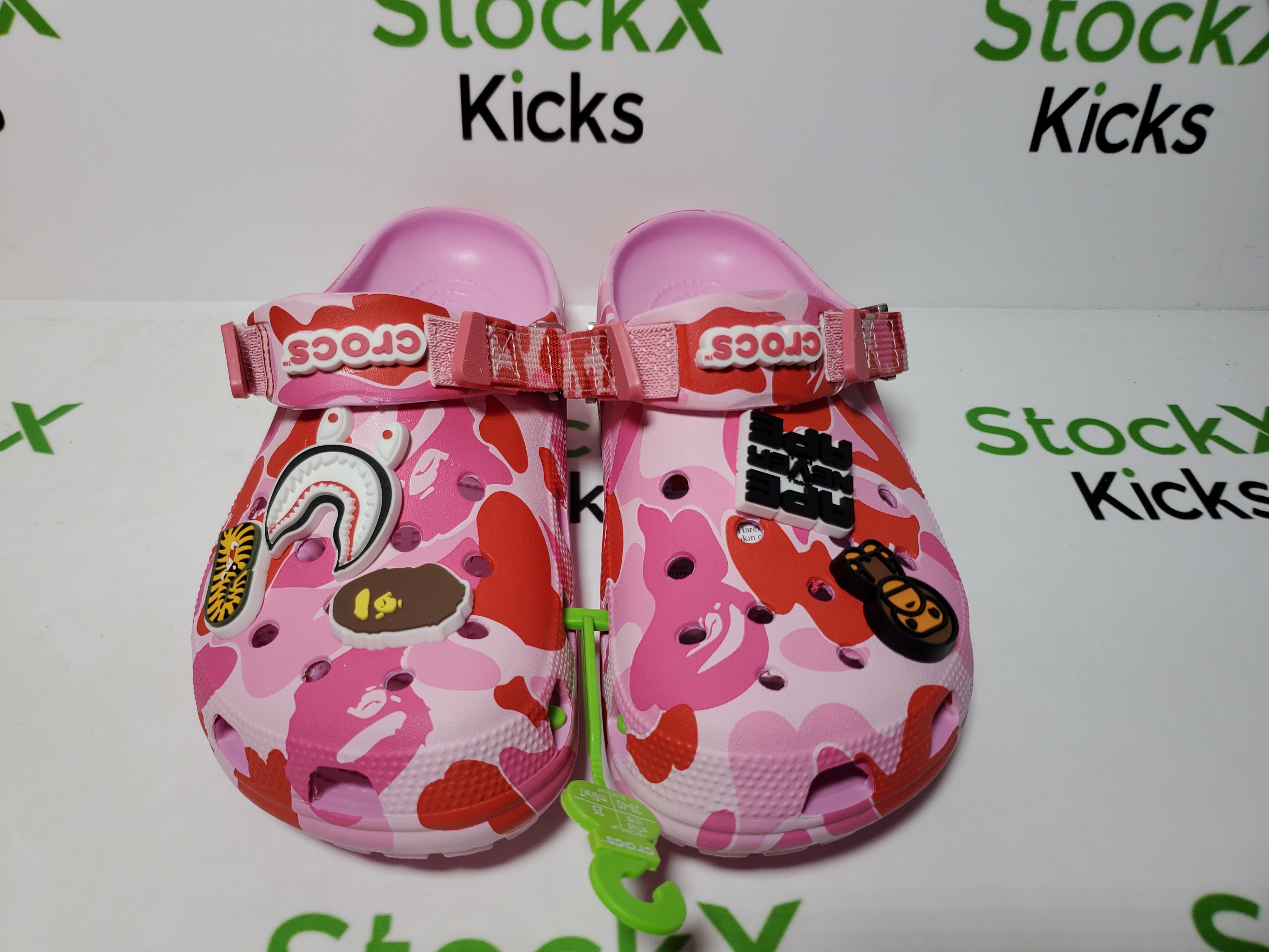 Crocs Classic Clog A Bathing Ape ABC Camo Pink PB 250613 review StockxKicks 01