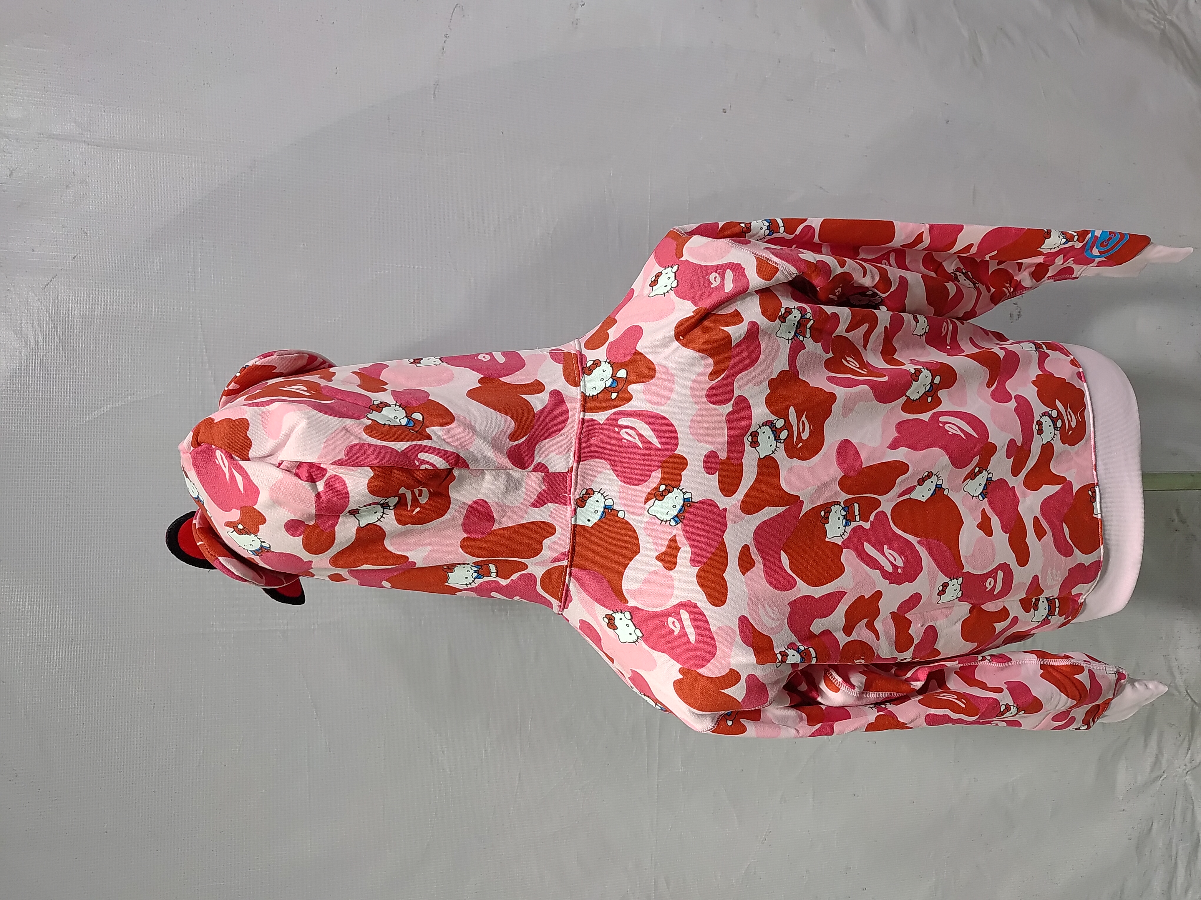BAPE X HELLO KITTY CAMO FULL ZIP HOODIE Pink review StockxKicks 04