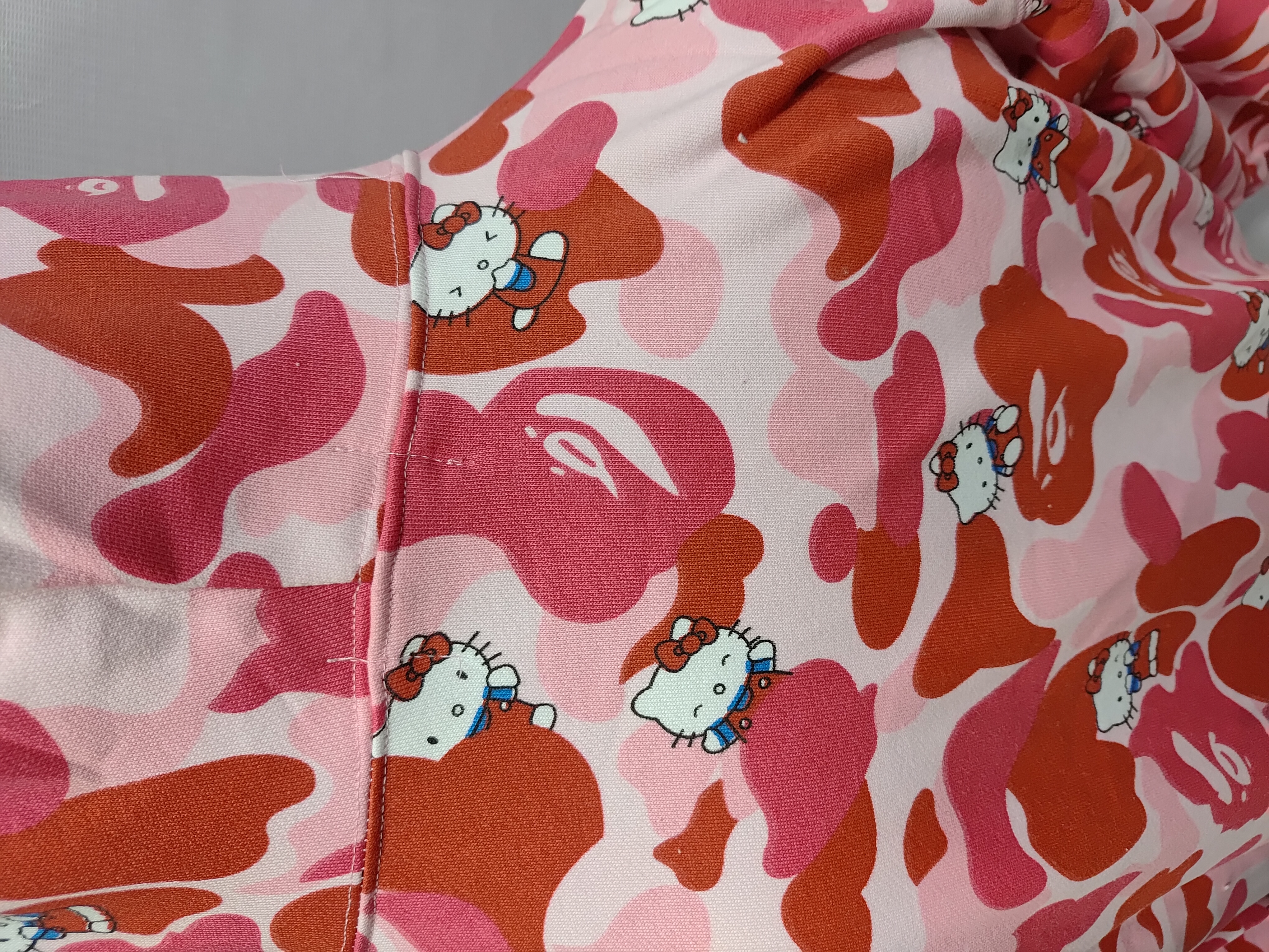 BAPE X HELLO KITTY CAMO FULL ZIP HOODIE Pink review StockxKicks 03