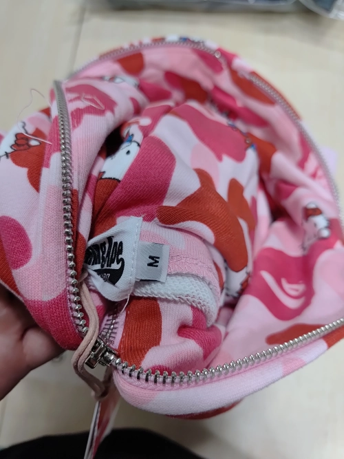BAPE X HELLO KITTY CAMO FULL ZIP HOODIE Pink review 