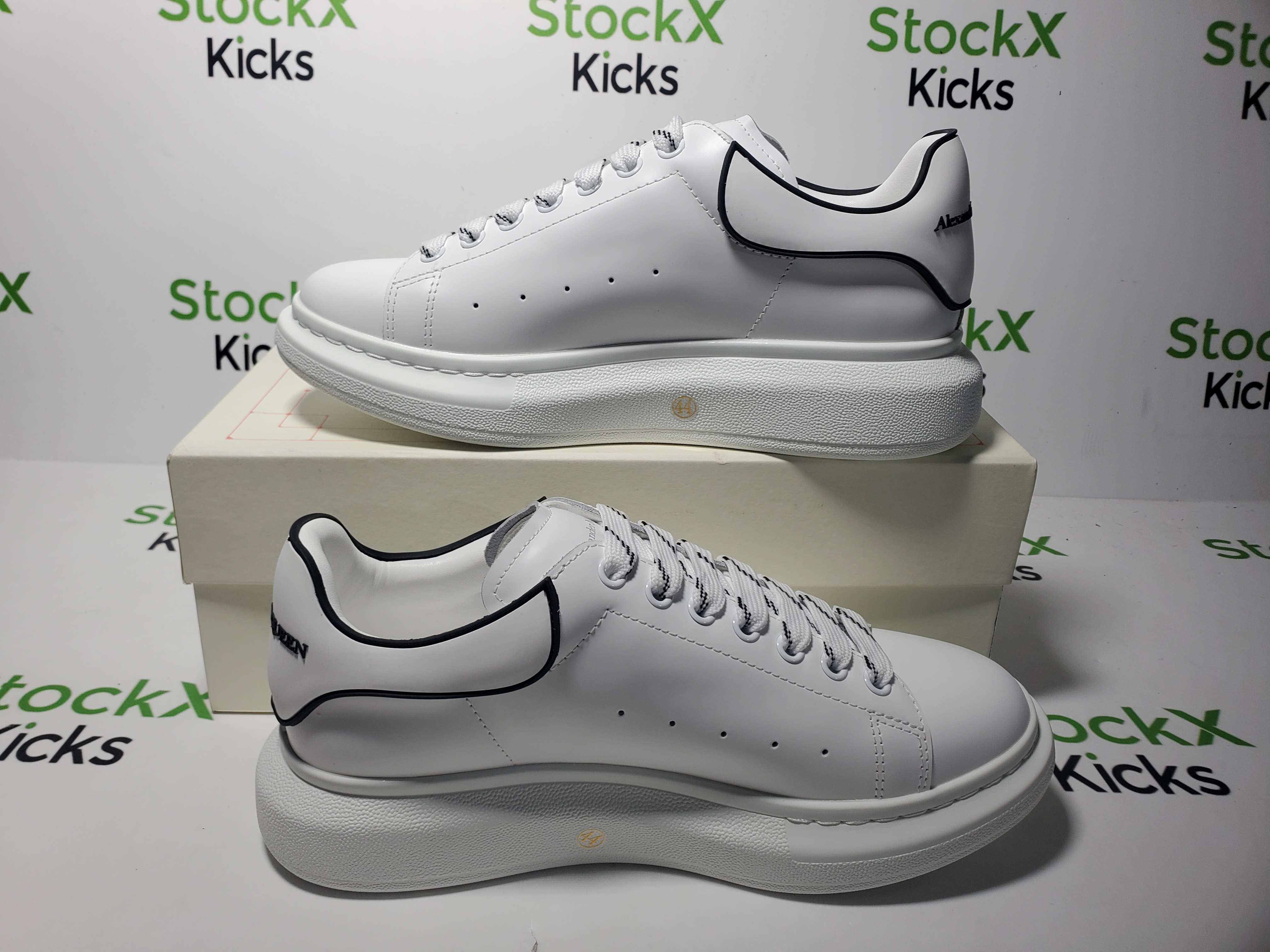 Alexander McQueen Sneake White Black review StockxKicks 02