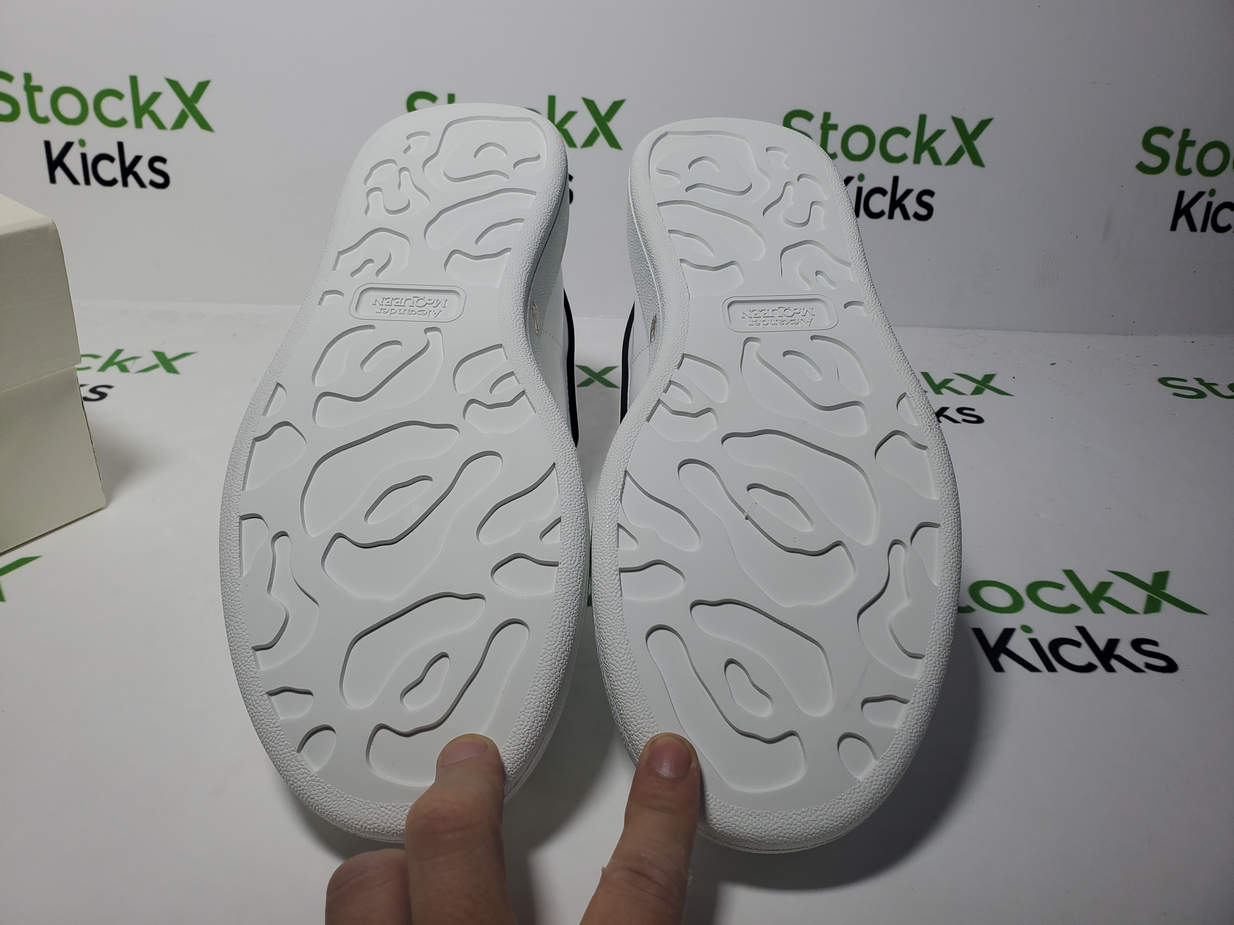 Alexander McQueen Sneake White Black review StockxKicks 05