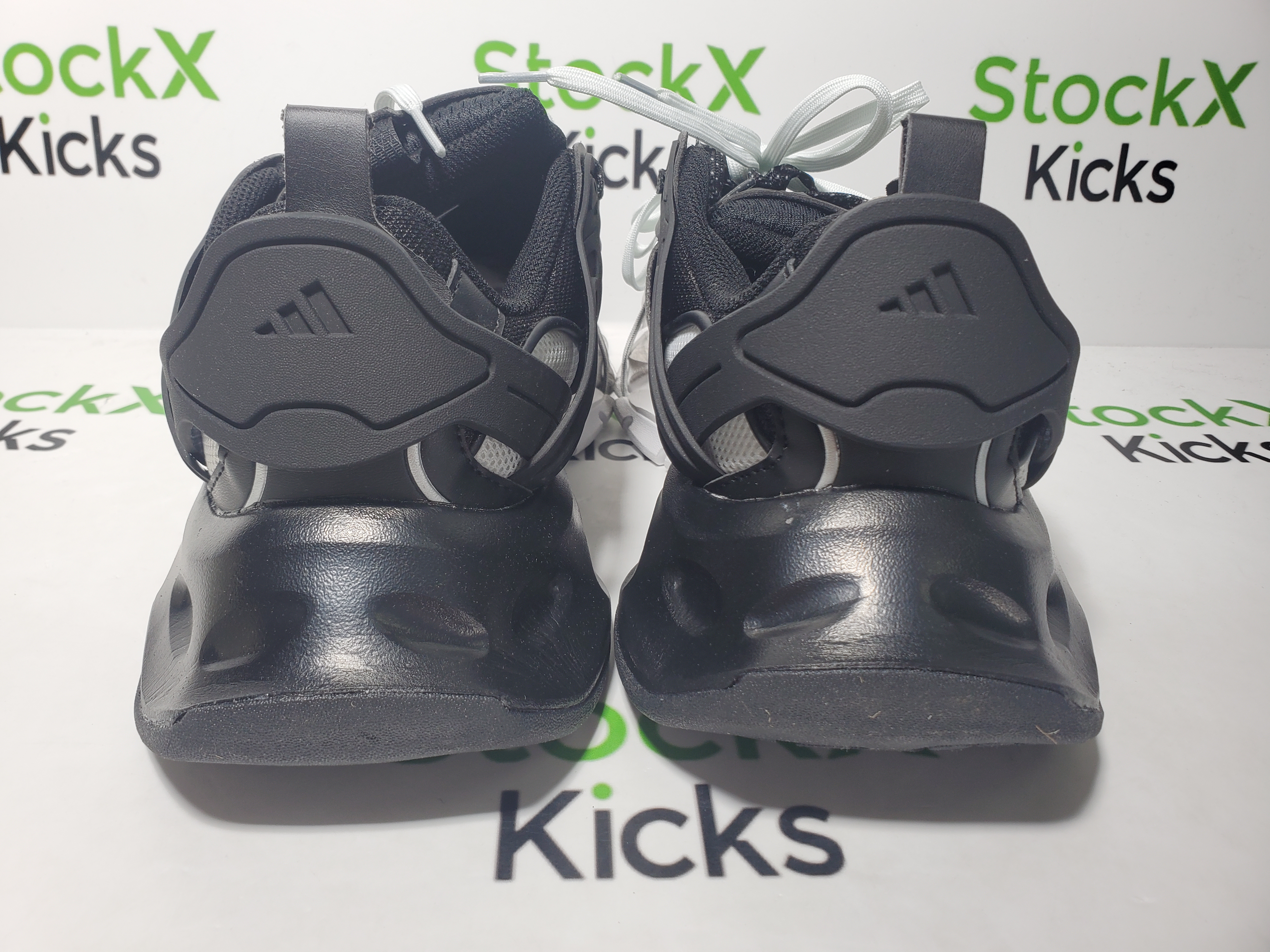 adidas Vento XLG Deluxe "Black Grey Split" JR0861 review StockxKicks 02