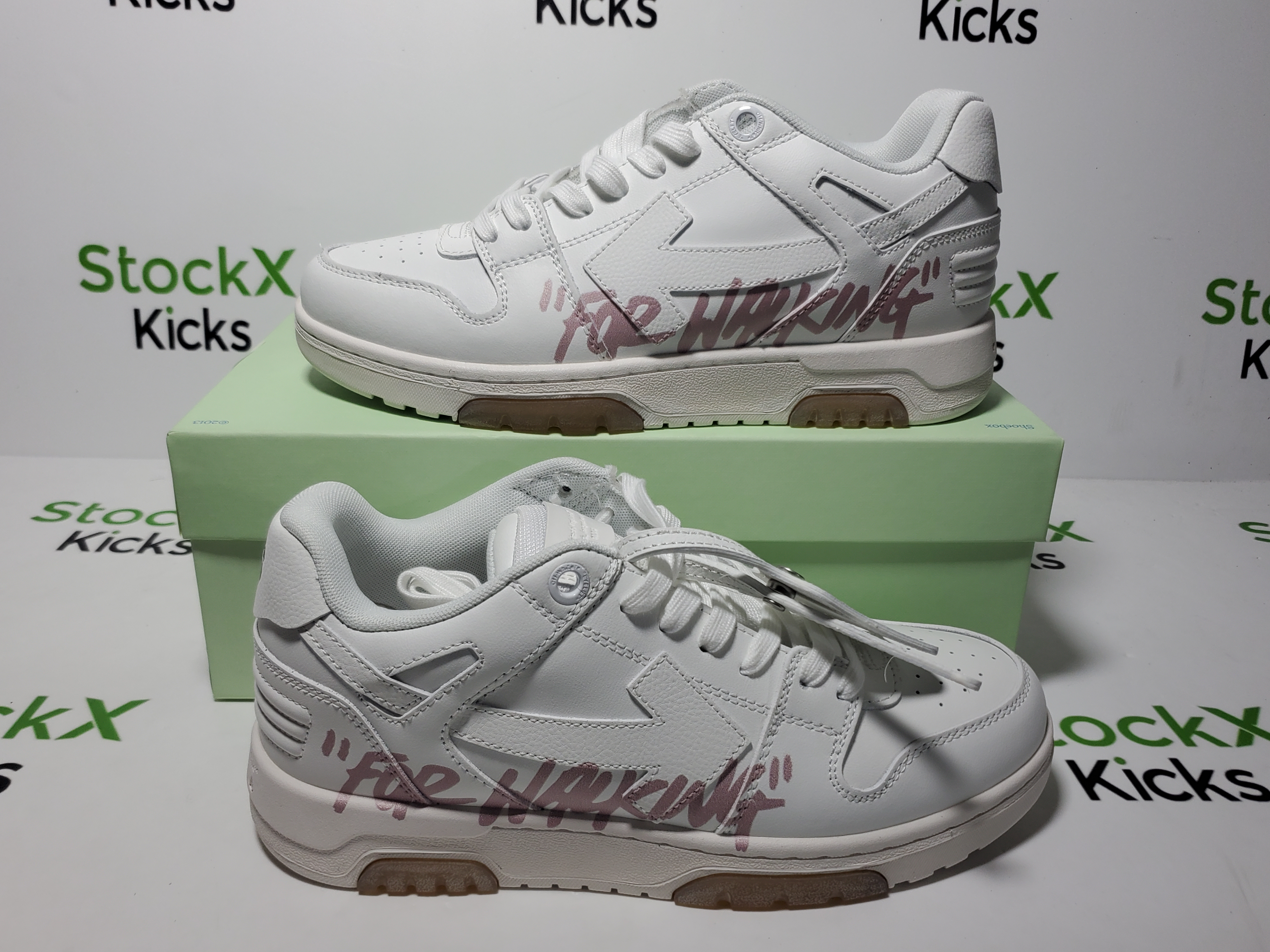 PK God Batch OFF-WHITE Out Of Office OOO Low Beige Gray OMIA189 C99LEA00 30117 review StockxKicks 01