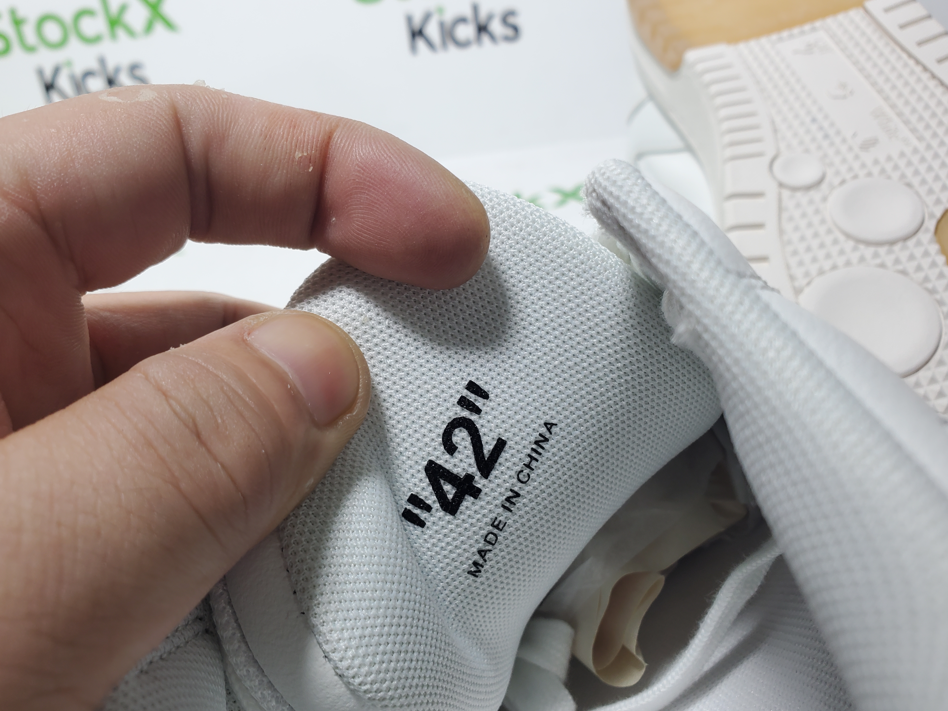 PK God Batch OFF-WHITE Out Of Office OOO Low Beige Gray OMIA189 C99LEA00 30117 review StockxKicks 06