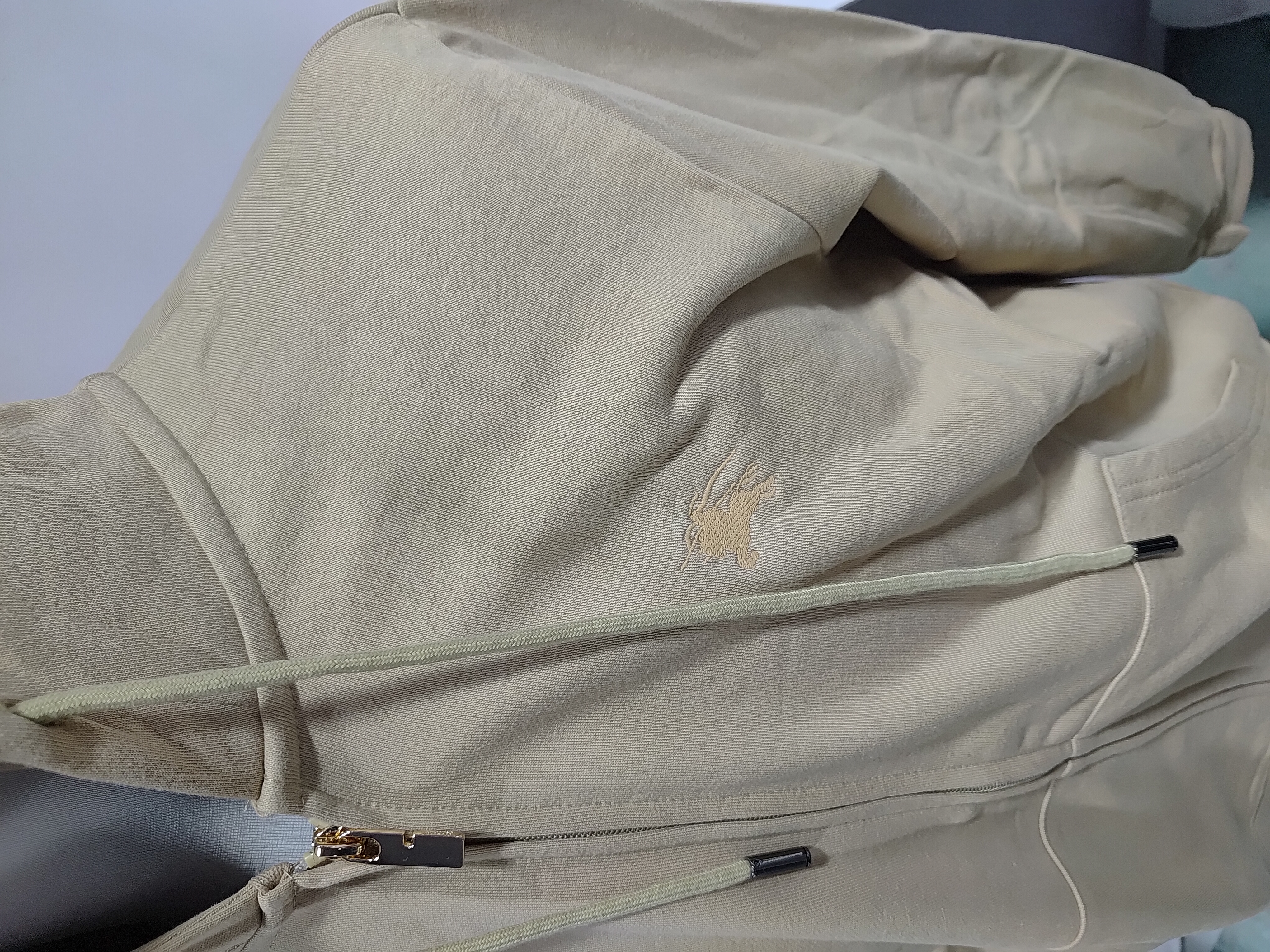 Burberry Warhorse Cross-Stitch Zippered Hooded Jacket Brown review StockxKicks 02