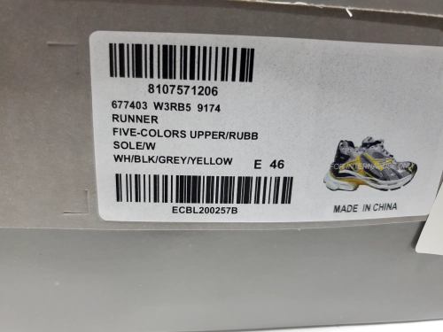 Balenciaga Runner White Blue Orange 677402 W3RB6 1264 reviewed by