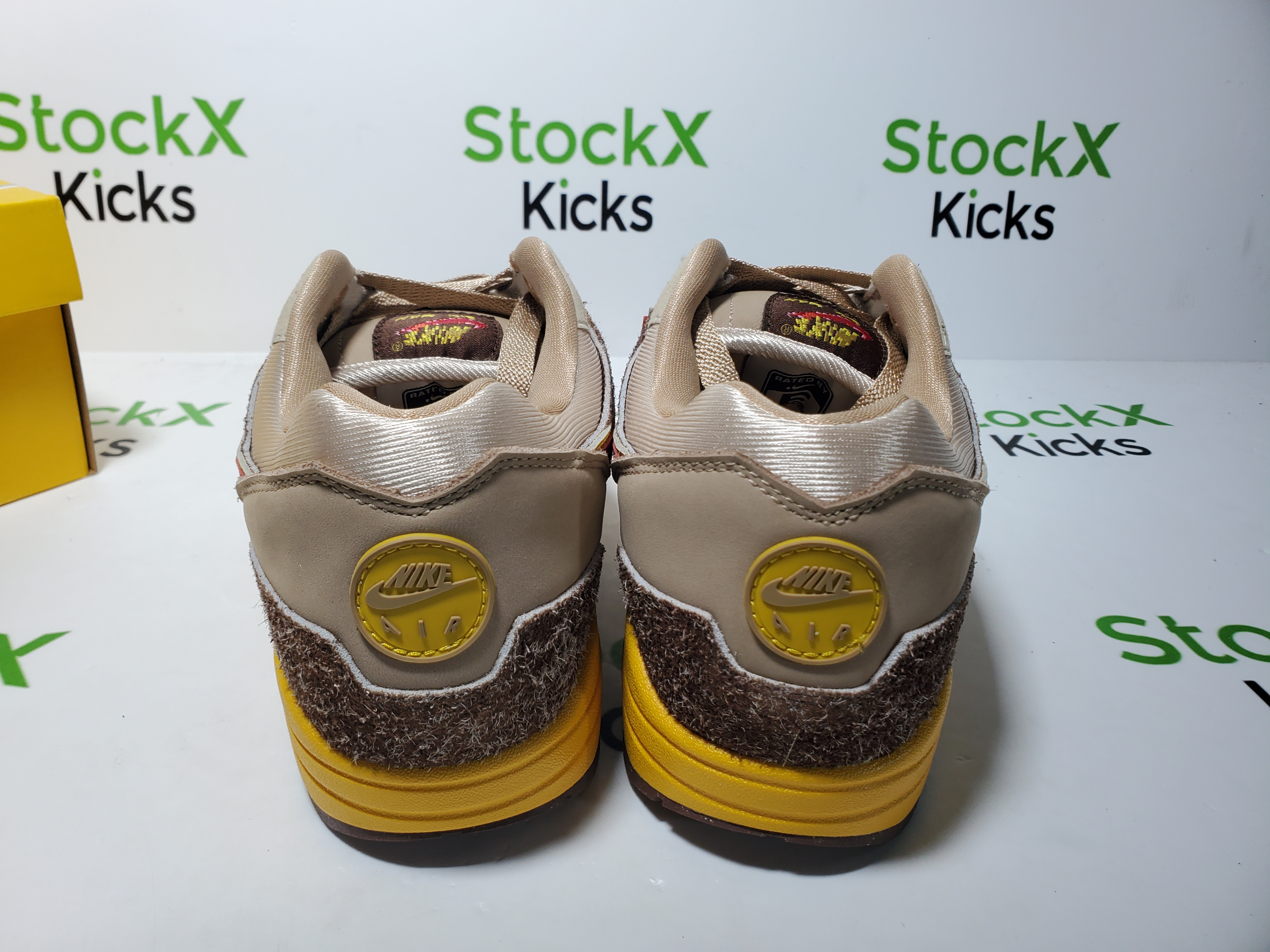 PK God Batch Nike Air Max 1 'Low Poly - Big Head Origins' HV5776-200 review StockxKicks 03
