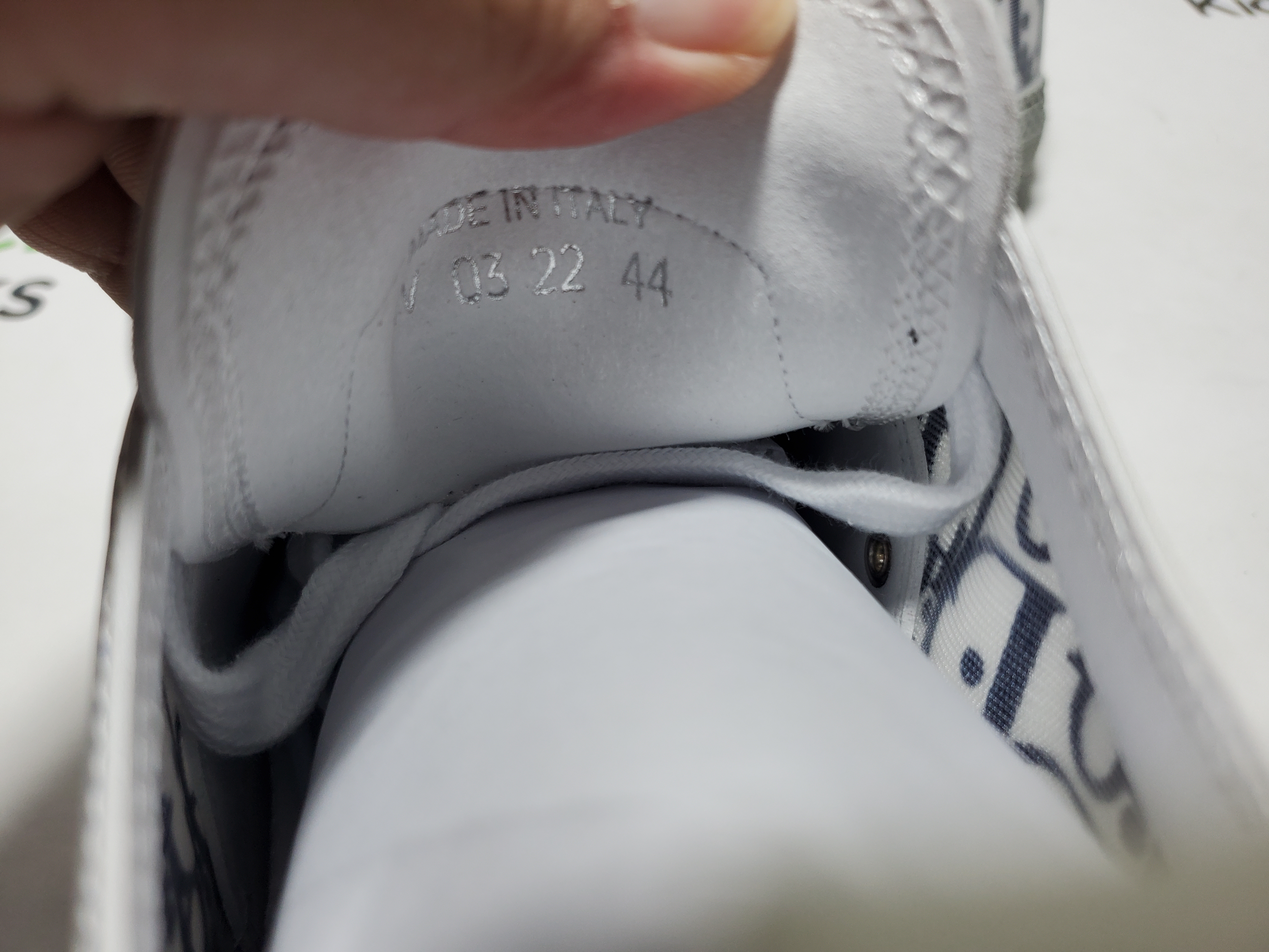 Dior B23 HT Oblique Low Cut Blue Gray 3SN272ZIR 16536 review StockxKicks 02