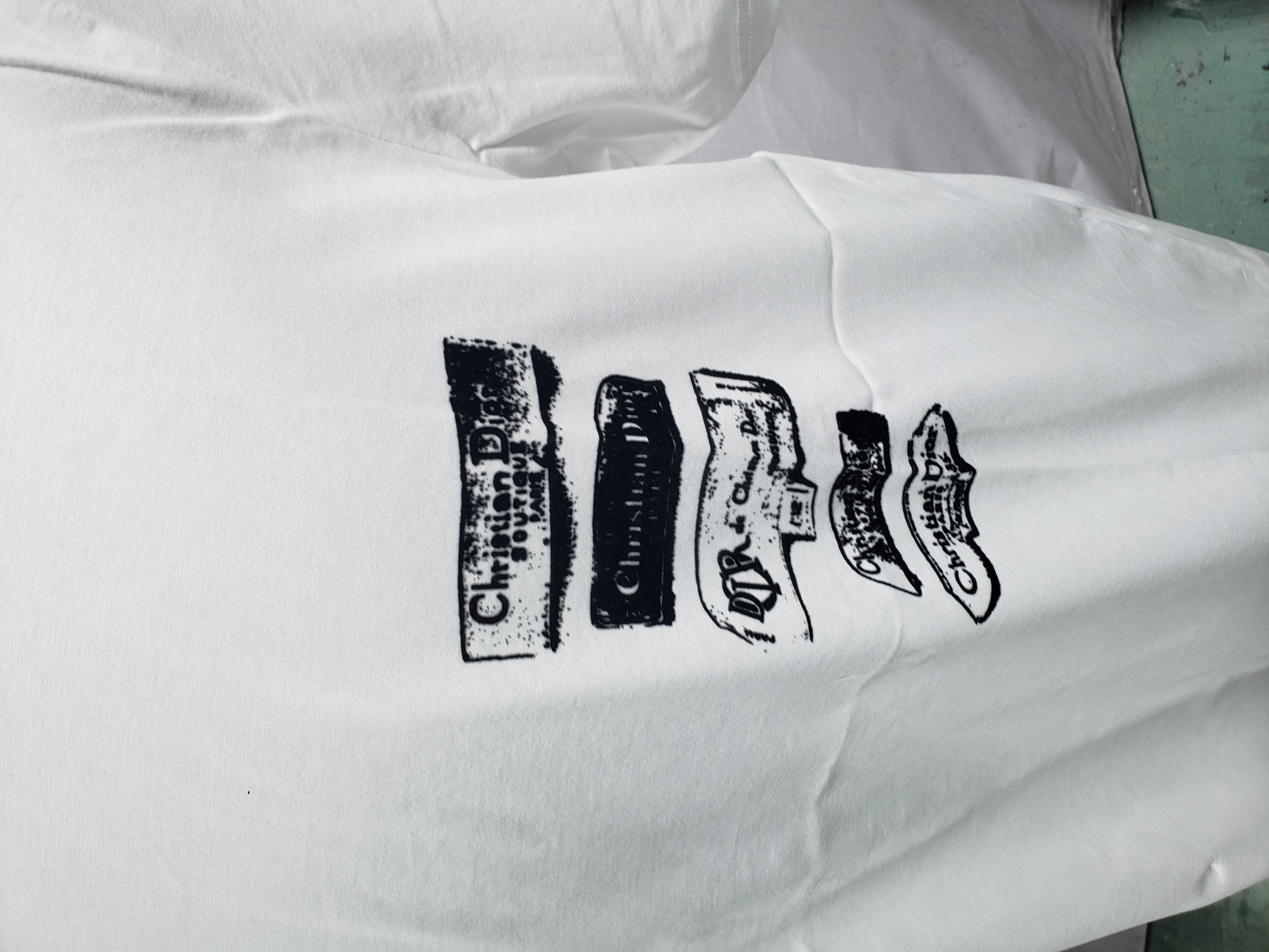 Dior Flocking printing T-shirt White review StockxKicks 02