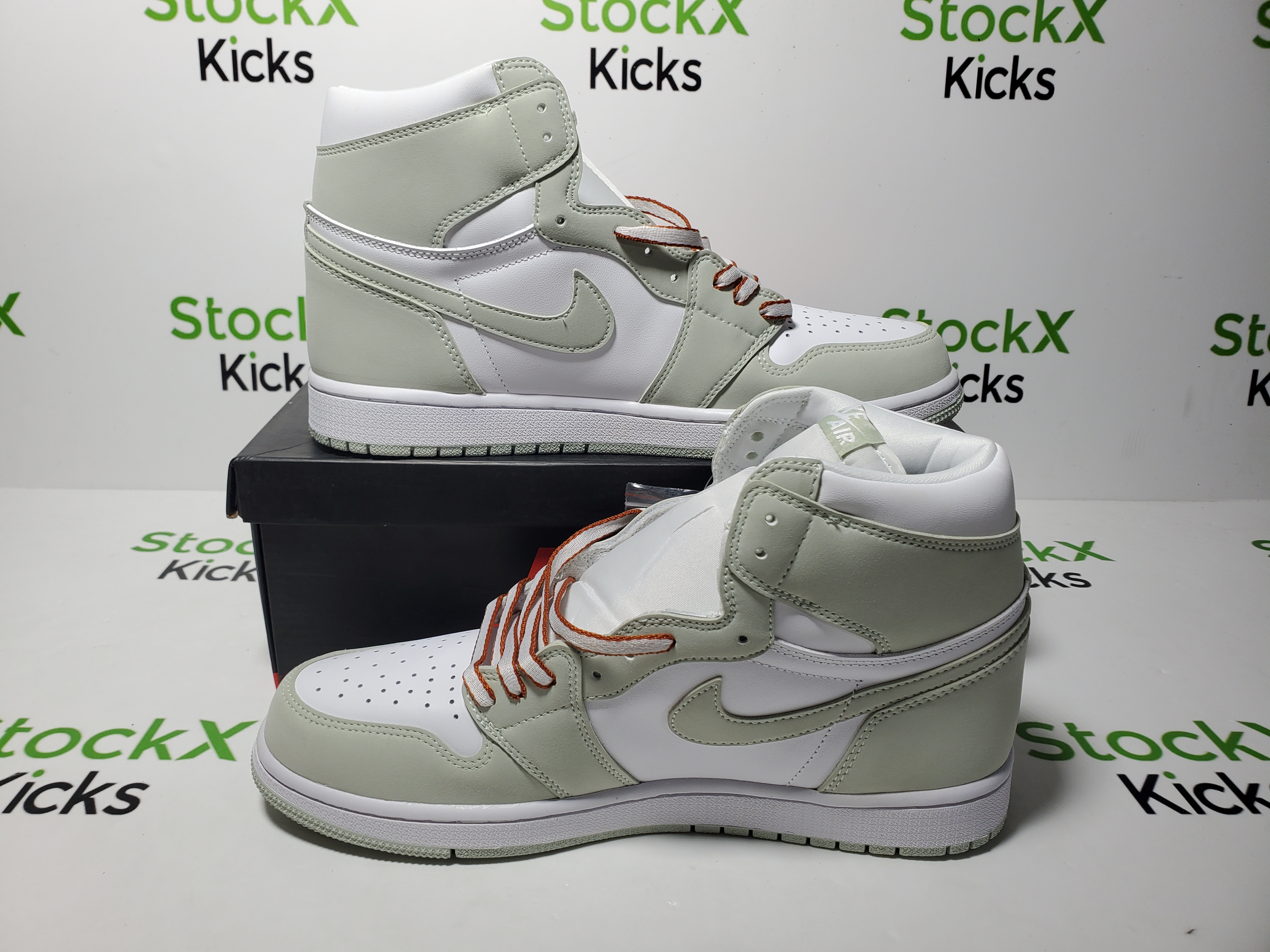  LJR Batch Air Jordan 1 Retro High OG Seafoam (W) CD0461-002 review StockxKicks 00