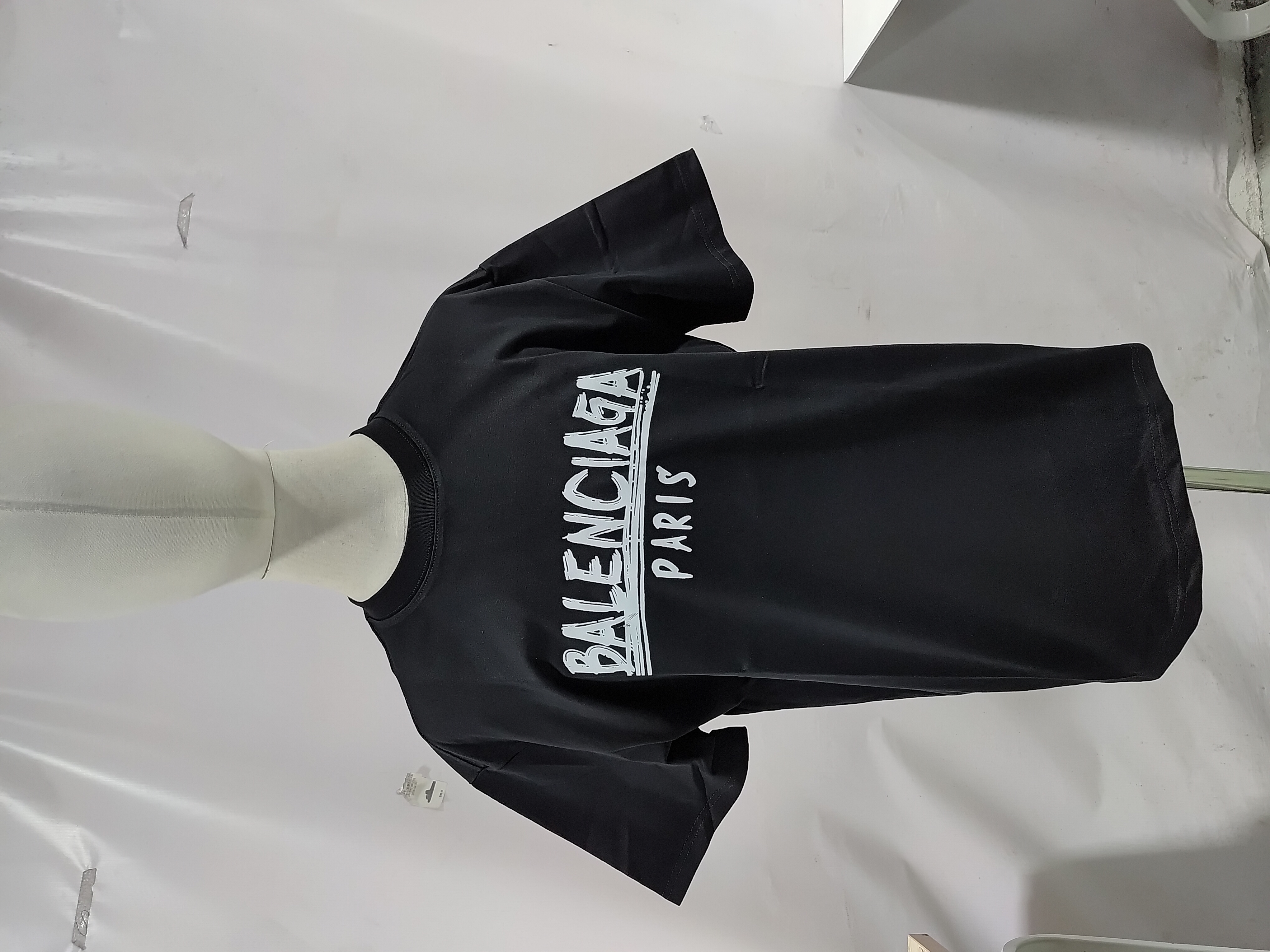 Balenciaga T-Shirt KT2357 review StockxKicks 04