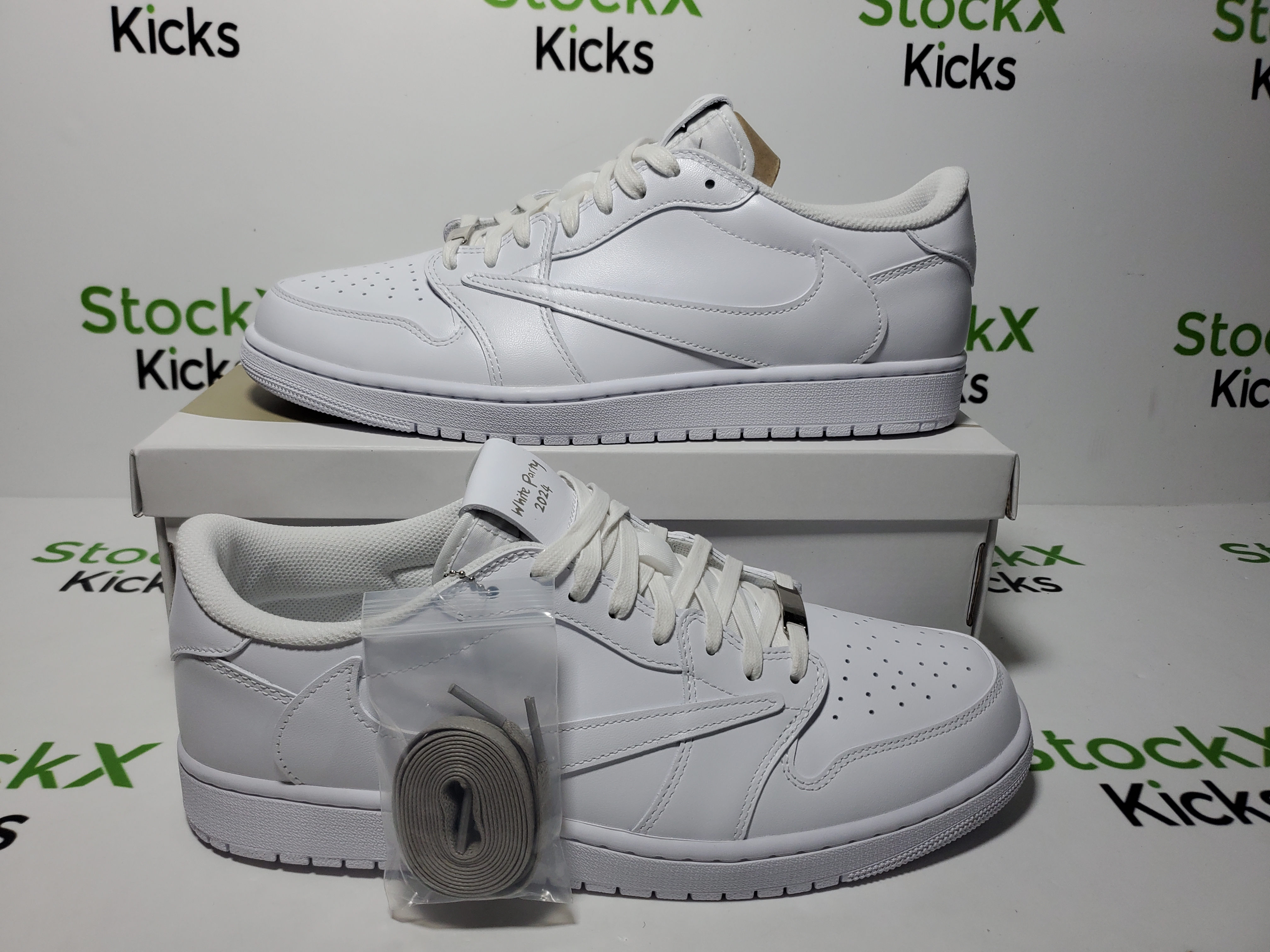 PK God Batch Air Jordan 1 Retro Low OG SP Travis Scott Michael Rubin White Party TD1228-111 review StockxKicks 01