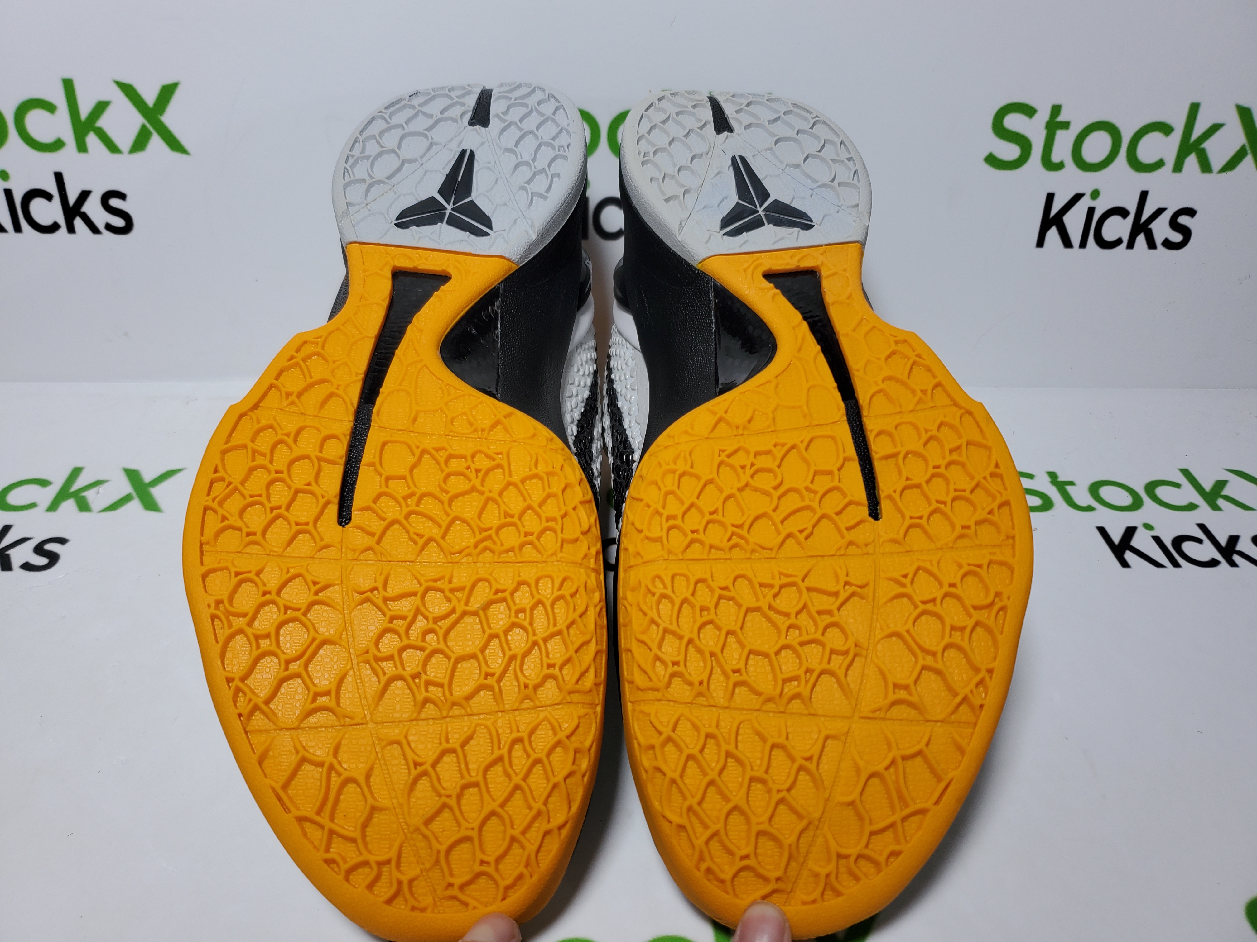 Nike Kobe 6 Protro Playoff Pack White Del Sol CW2190-100 review StockxKicks 04