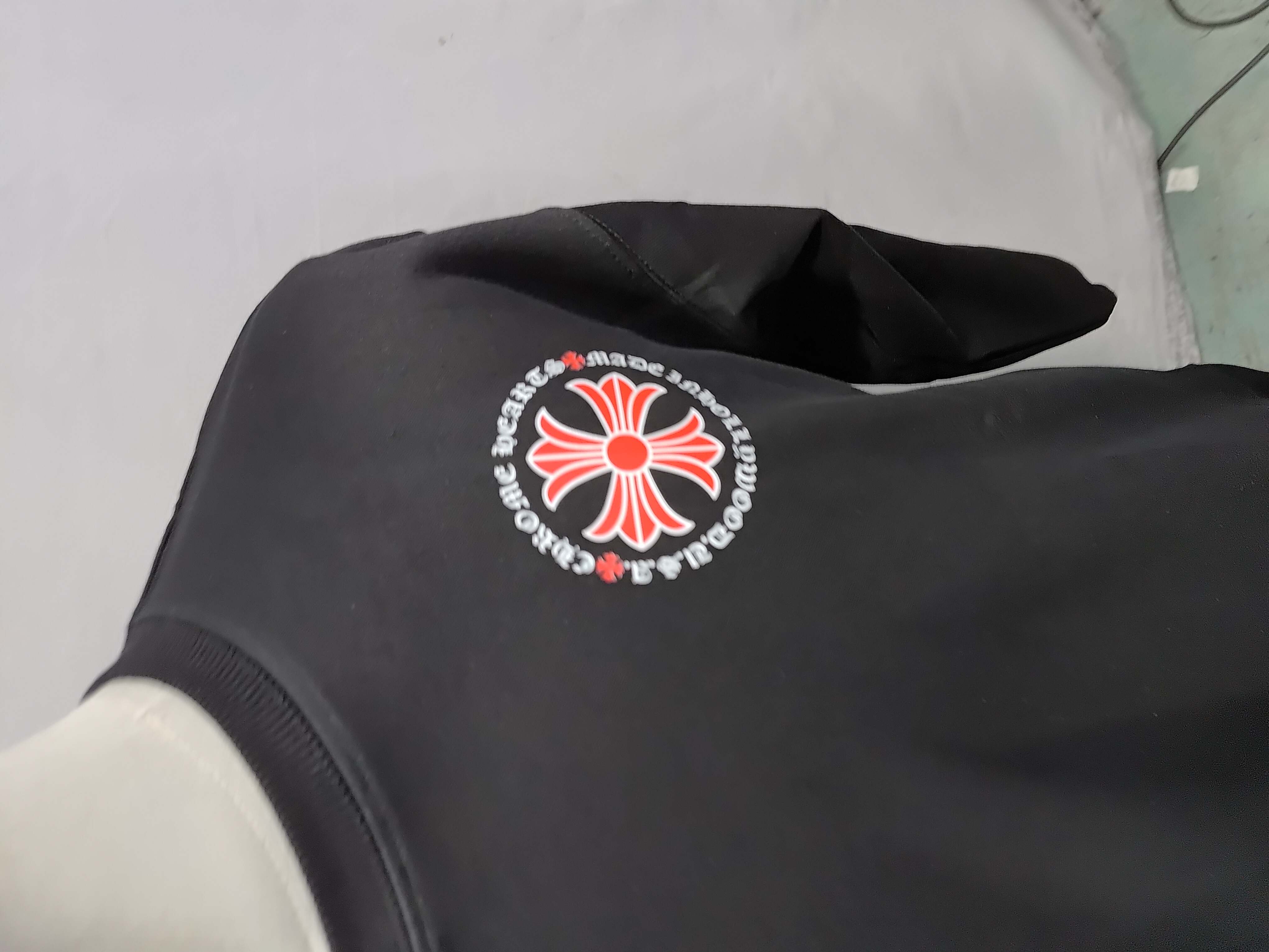 Chrome Hearts Made In Hollywood Plus Cross Long-Sleeve Sweatshirt 'Black/Red' KH260410 review StockxKicks 02