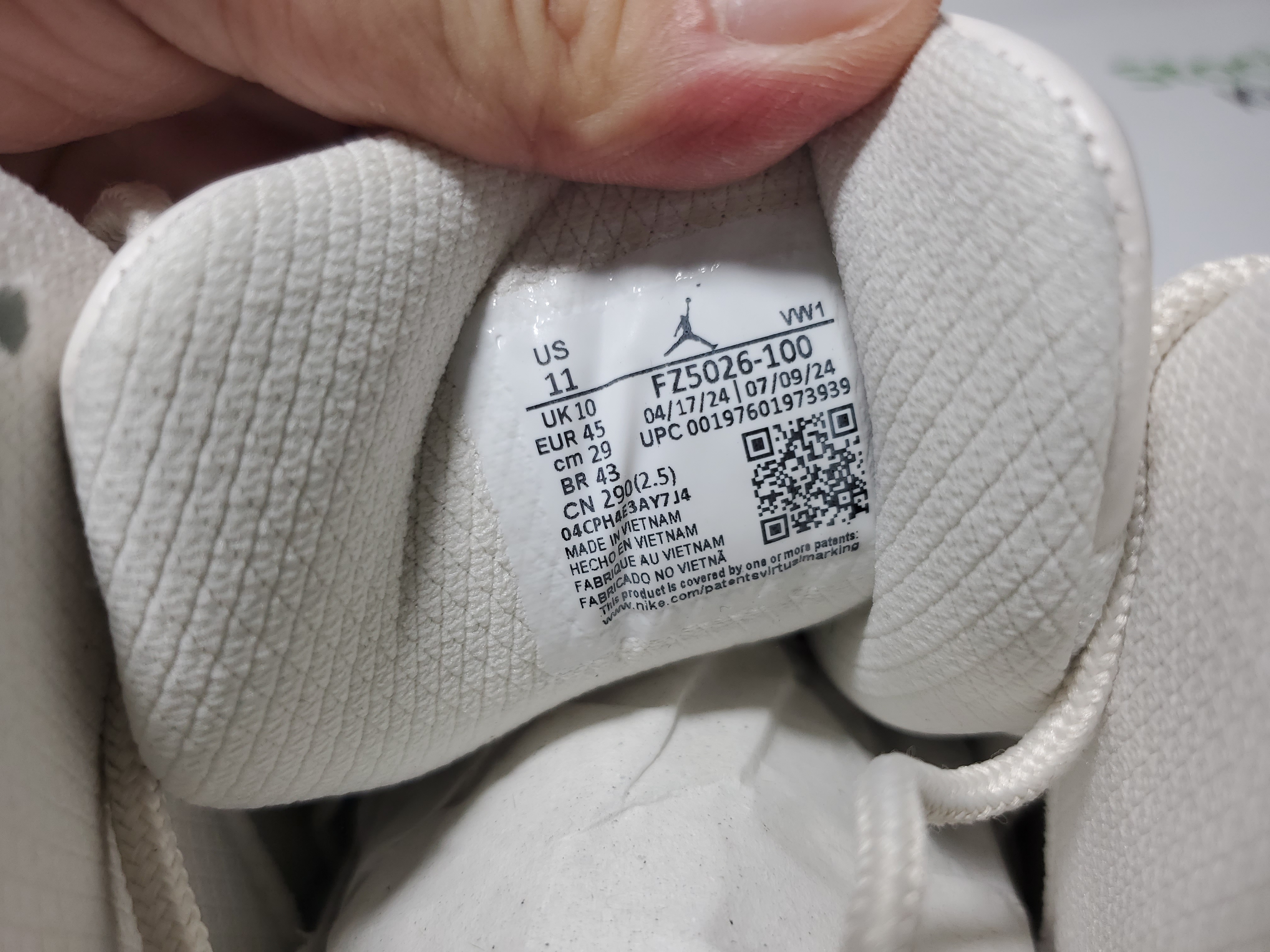 PK God Batch Air Jordan 12 Retro x SoleFly Baroque Brown FZ5026-100 review StockxKicks 03