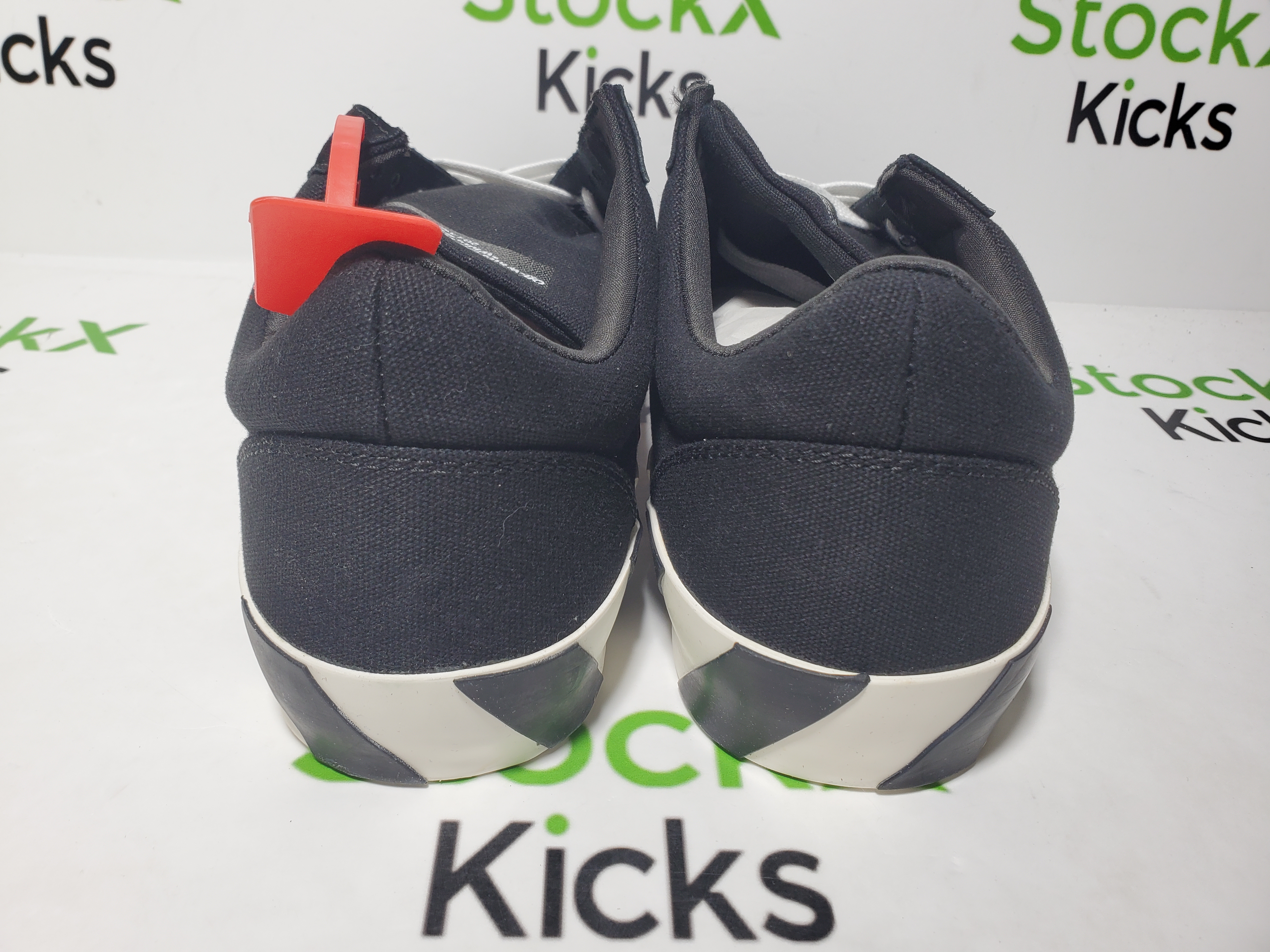 PK God Batch  Off-White Vulc Low Top 'Black' OMIA085E183510011000 review StockxKicks 02