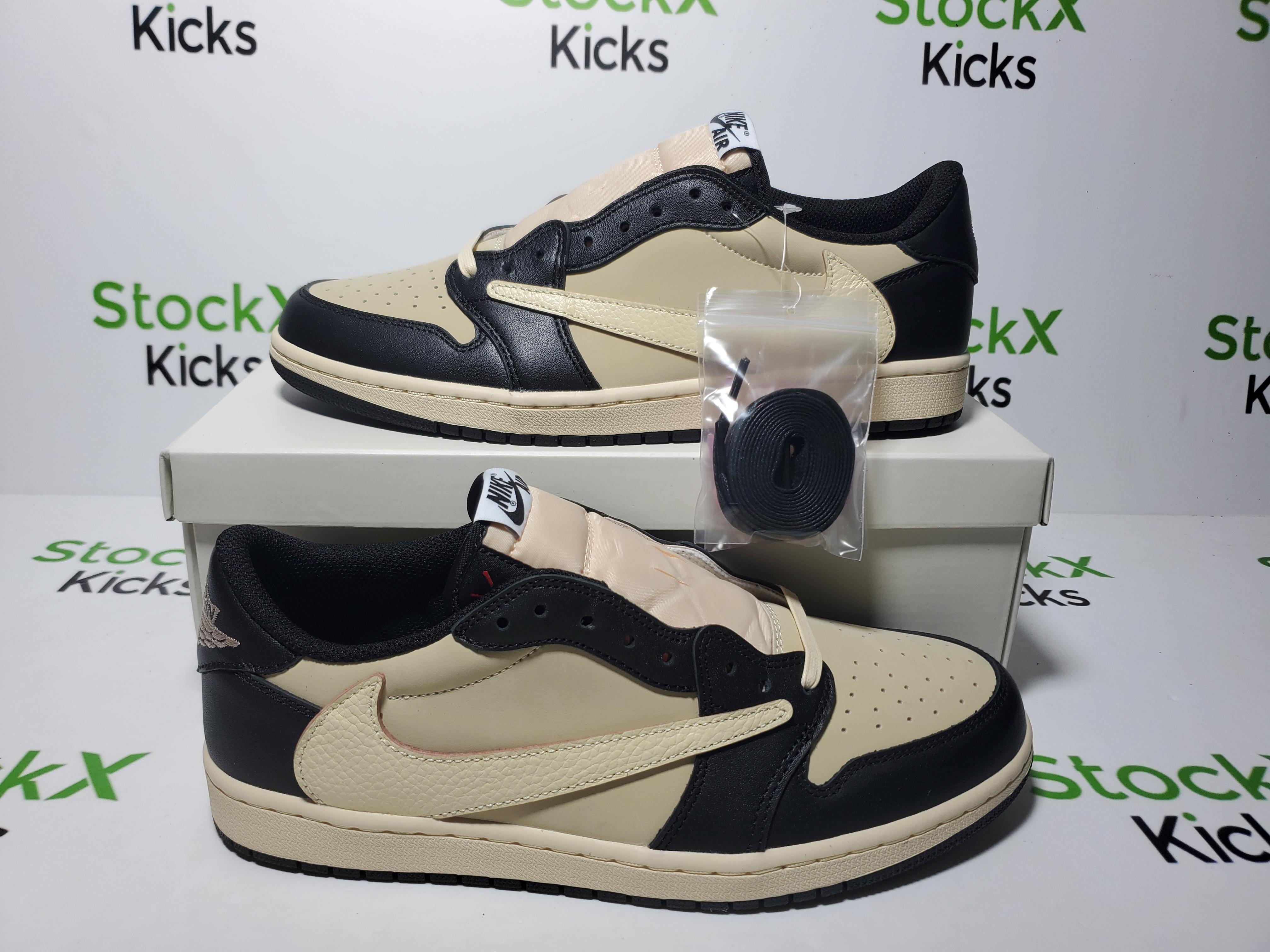 LJR Batch Travis Scott x Air Jordan 1 Retro Low OG SP 'Pale Vanilla' DM7866-201 review StockxKicks 05