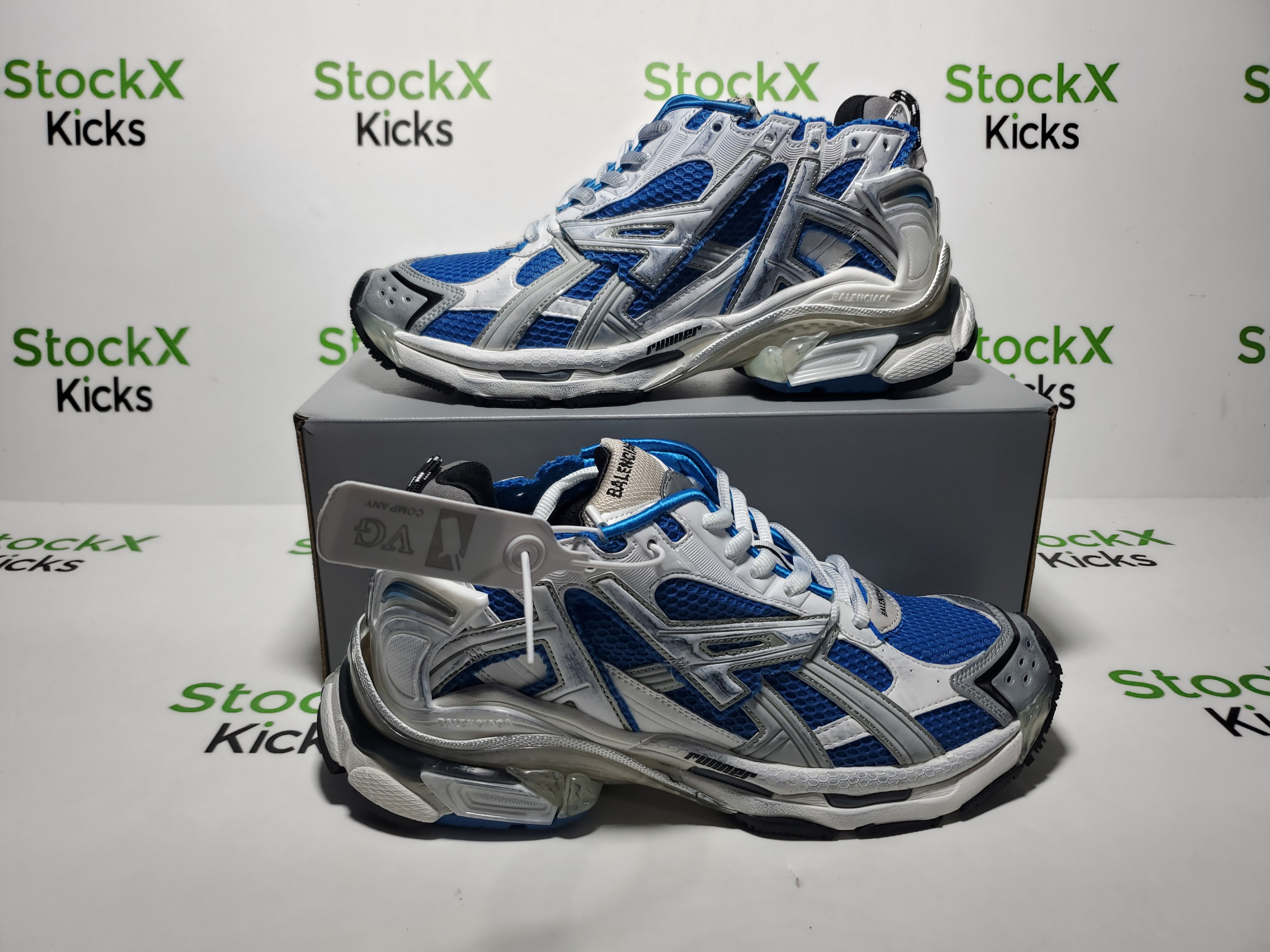 Balenciaga Runner White Blue 677402W3RB34912 review StockxKicks 05