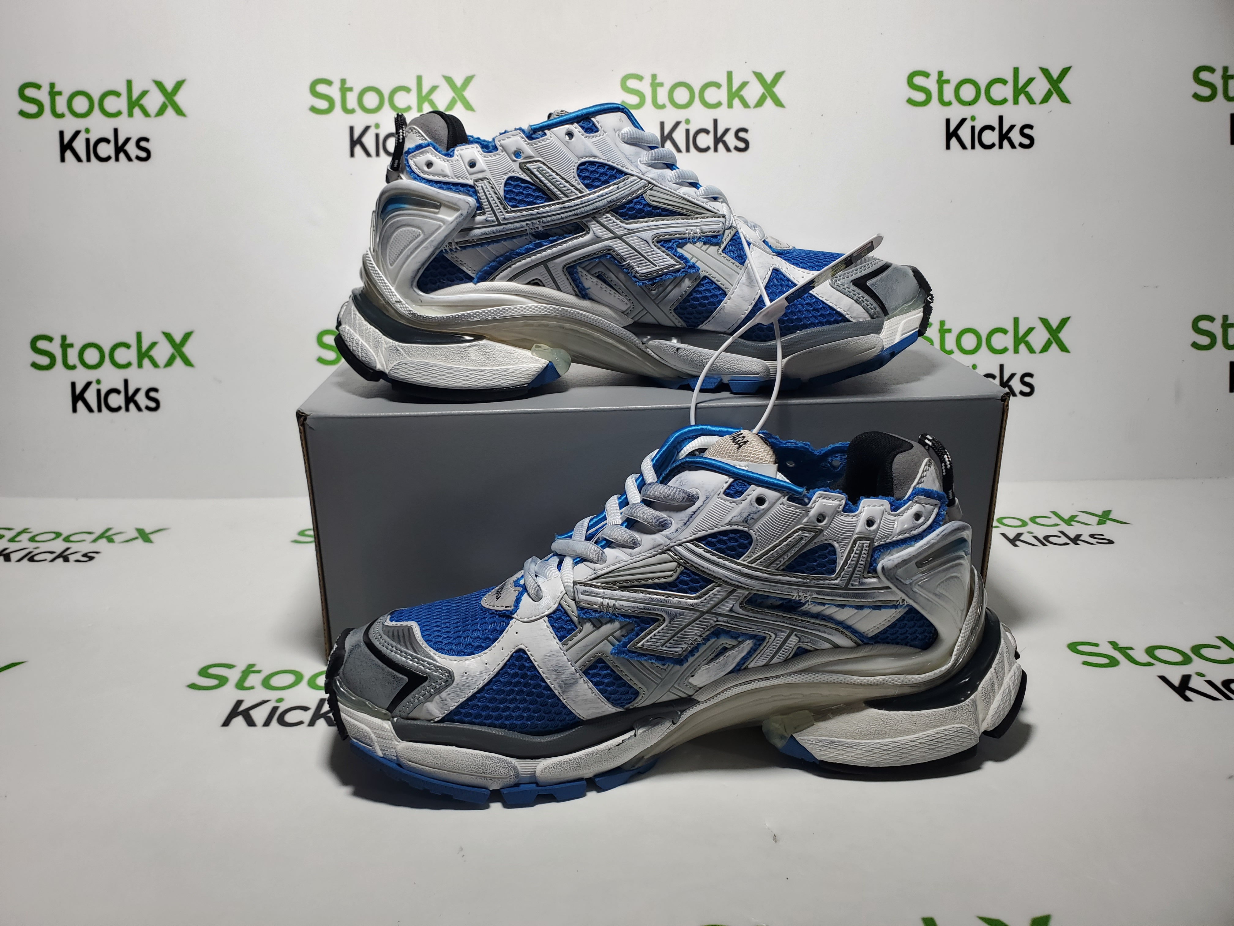 Balenciaga Runner White Blue 677402W3RB34912 review StockxKicks 06