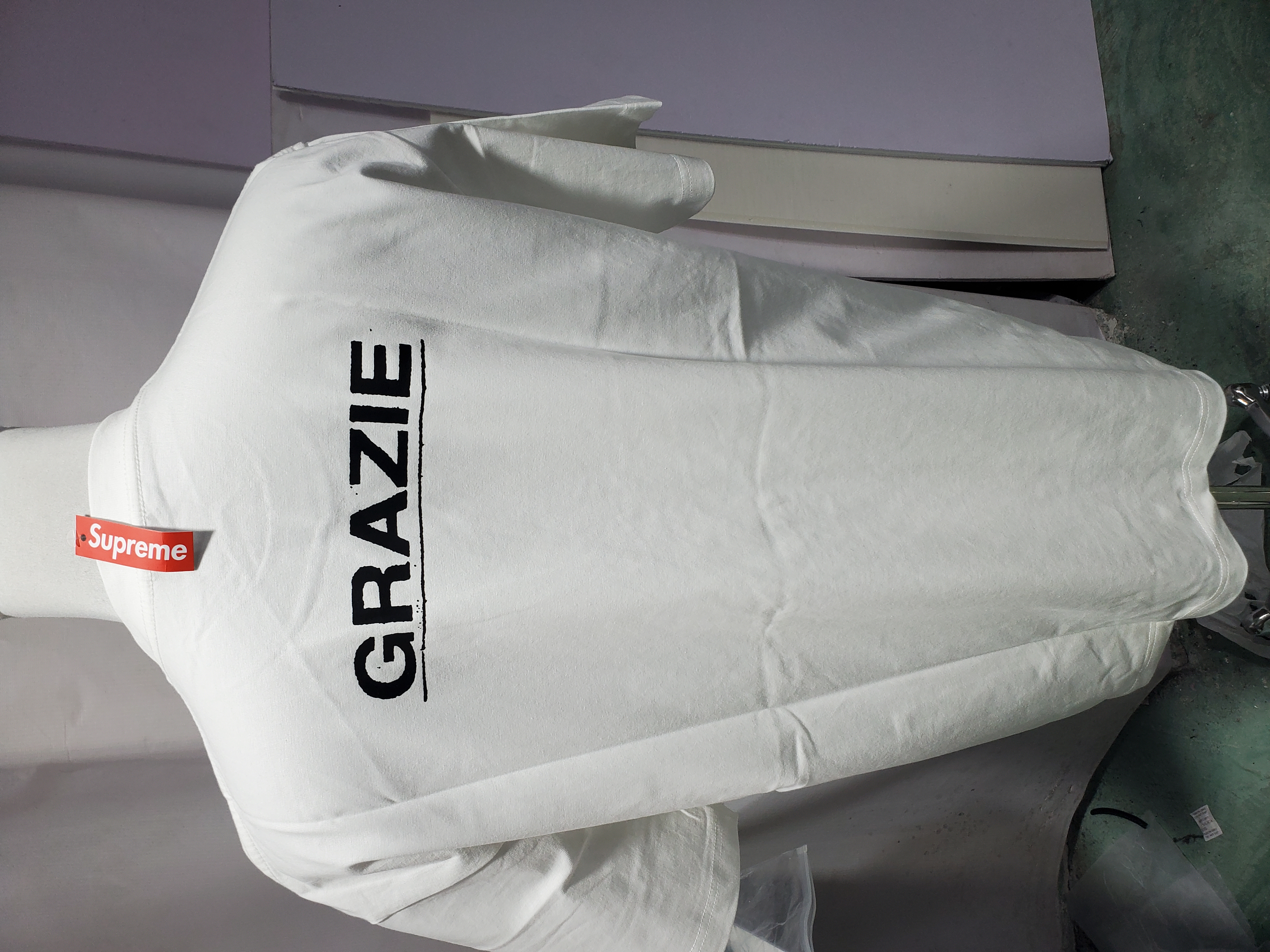 Supreme Milan Box Logo Tee White review StockxKicks 03