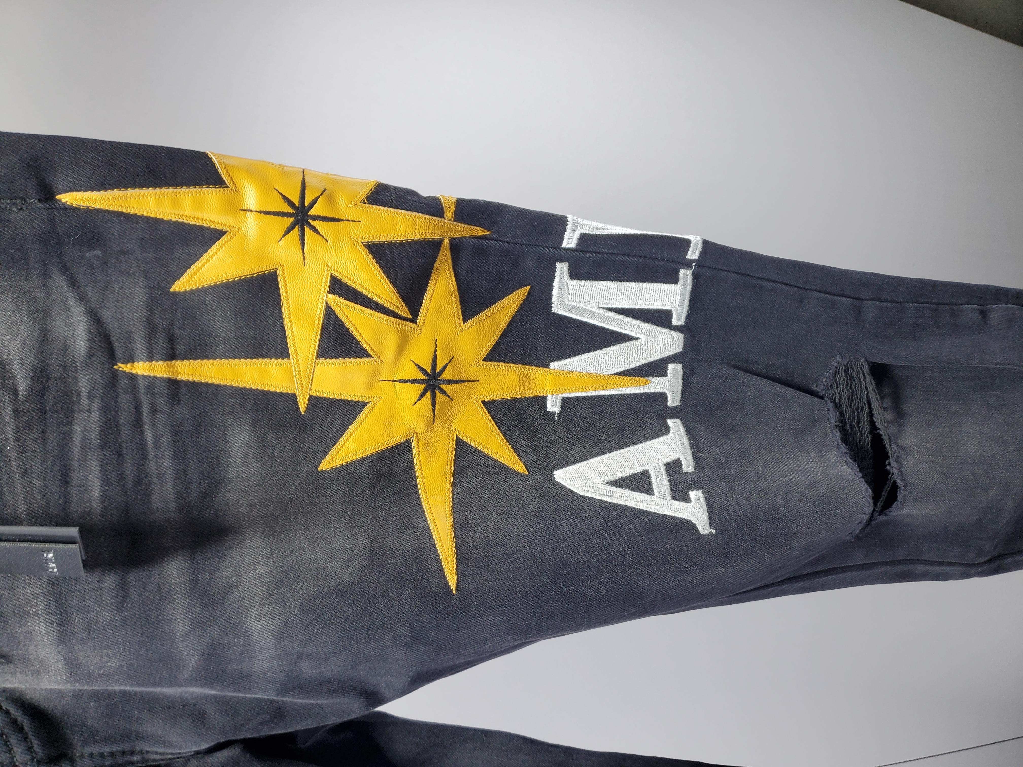 Amiri Jean 8937 review StockxKicks 02