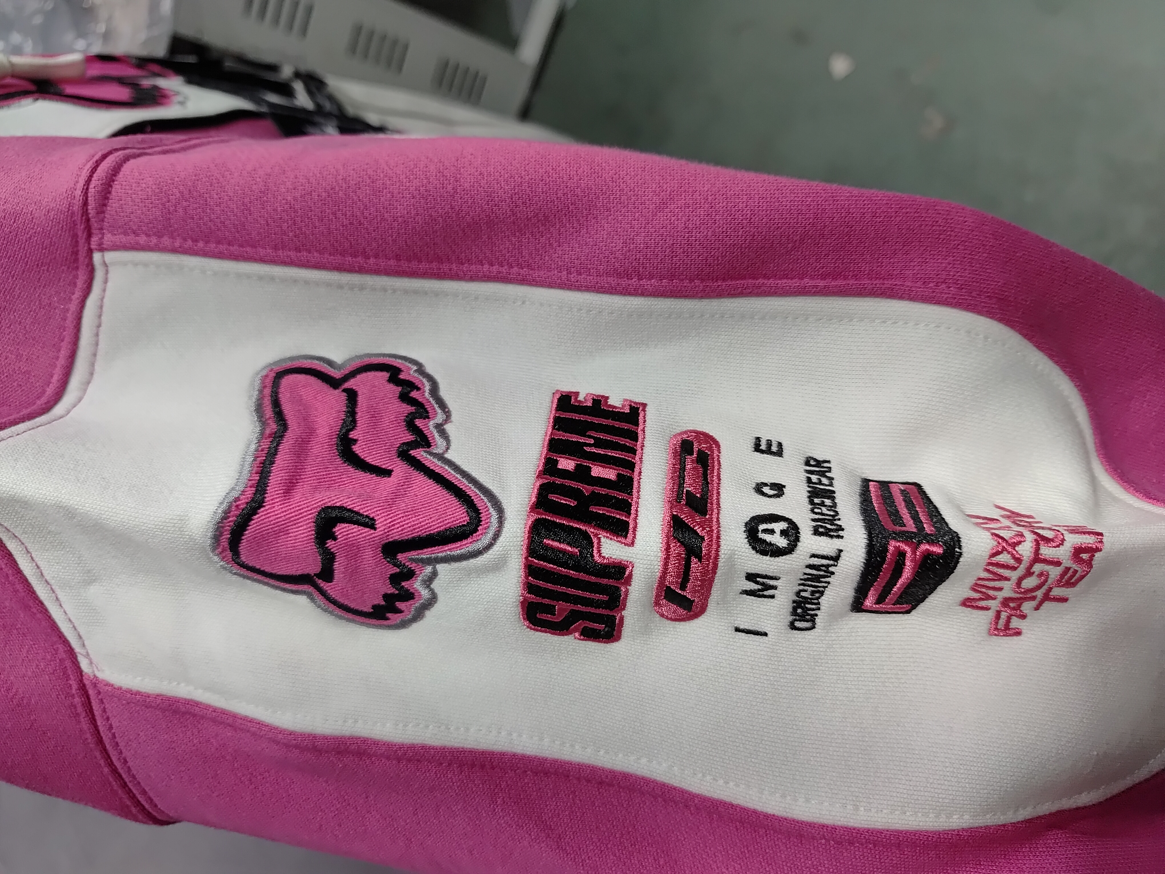 Supreme Fox Racing Zip Up Hooded Sweatshirt review StockxKicks 03