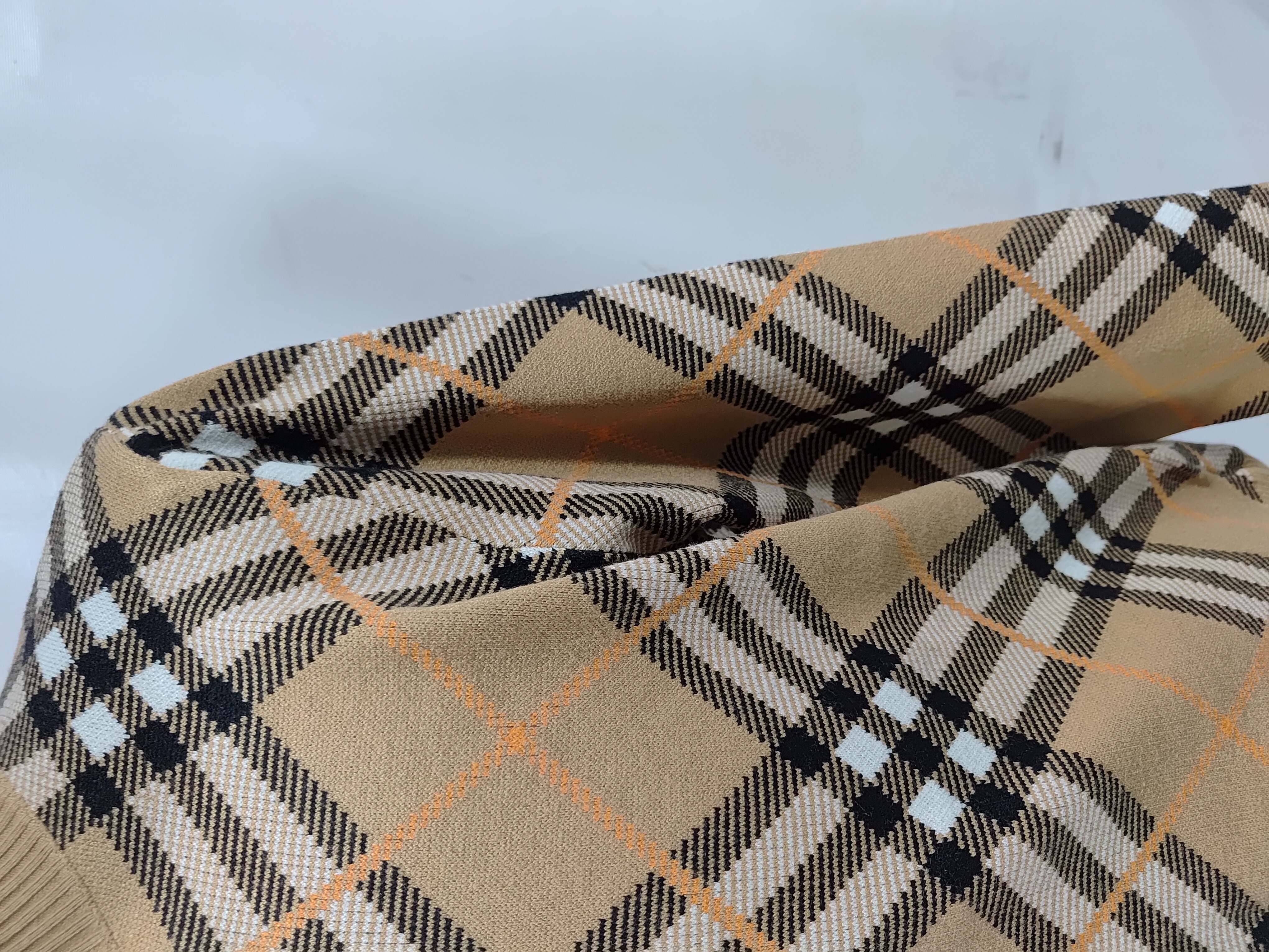 Burberry Check Wool Blend Sweater Sand CK WR3002024018 review StockxKicks 02