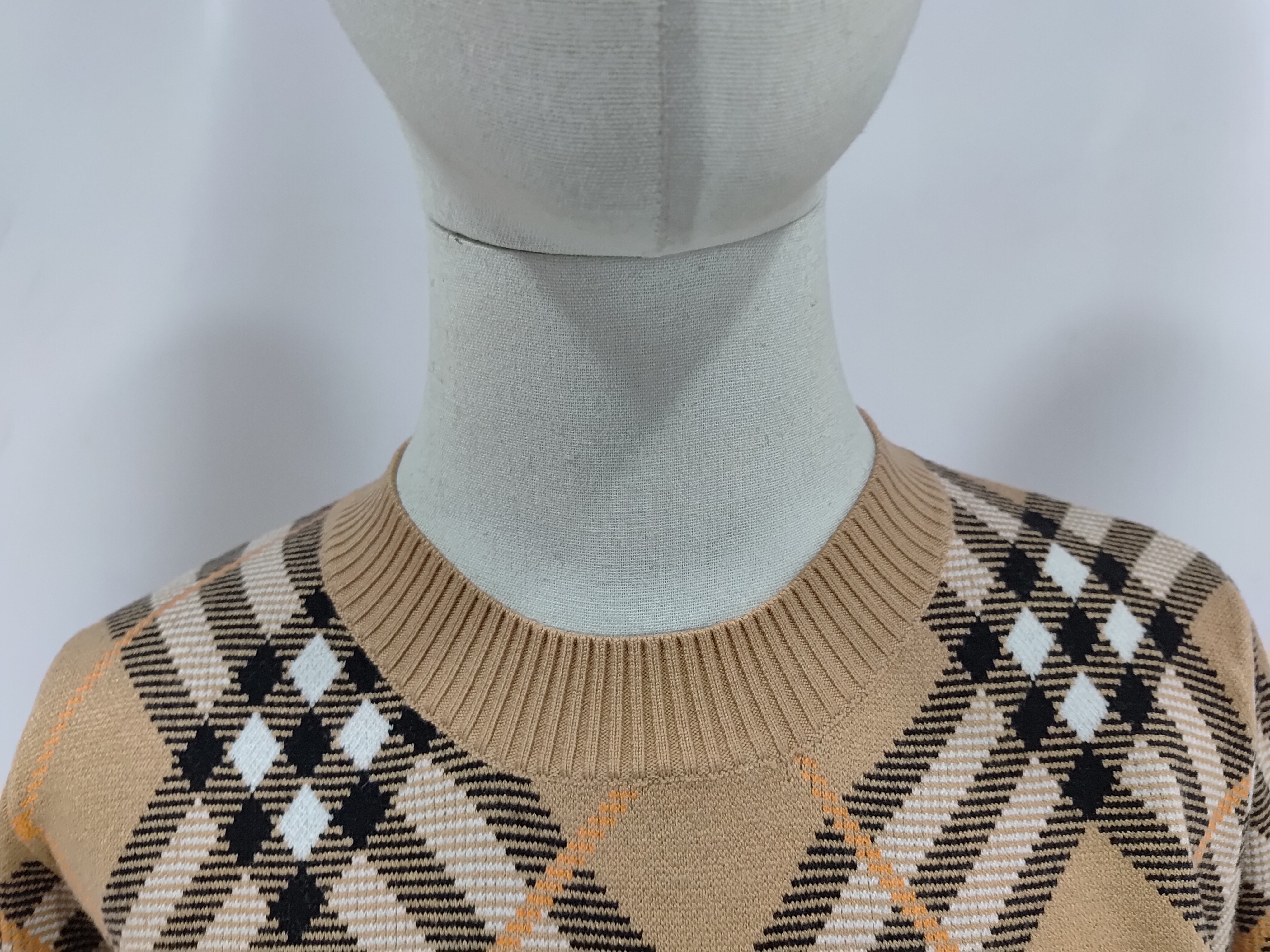 Burberry Check Wool Blend Sweater Sand CK WR3002024018 review StockxKicks 03