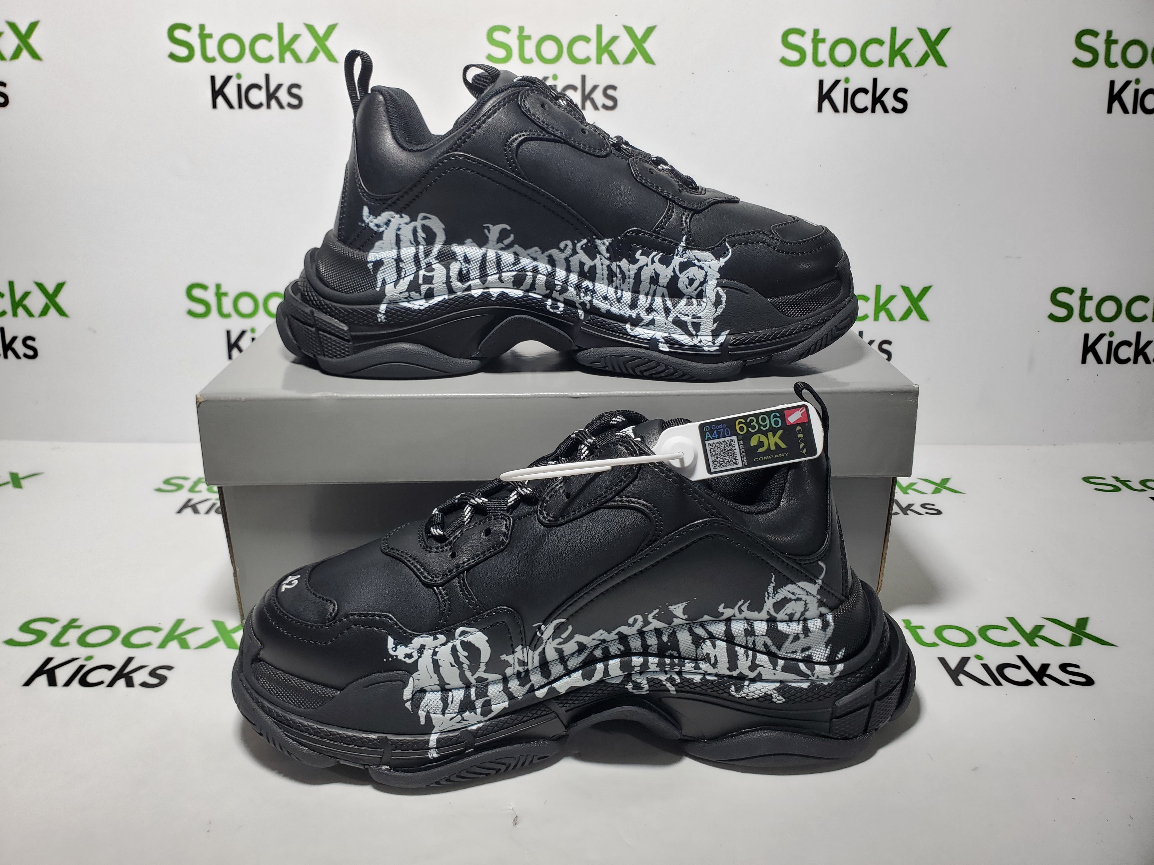 Balenciaga Triple S DIY Metal Artwork Black 536737W2FAY1090 review StockxKicks 04