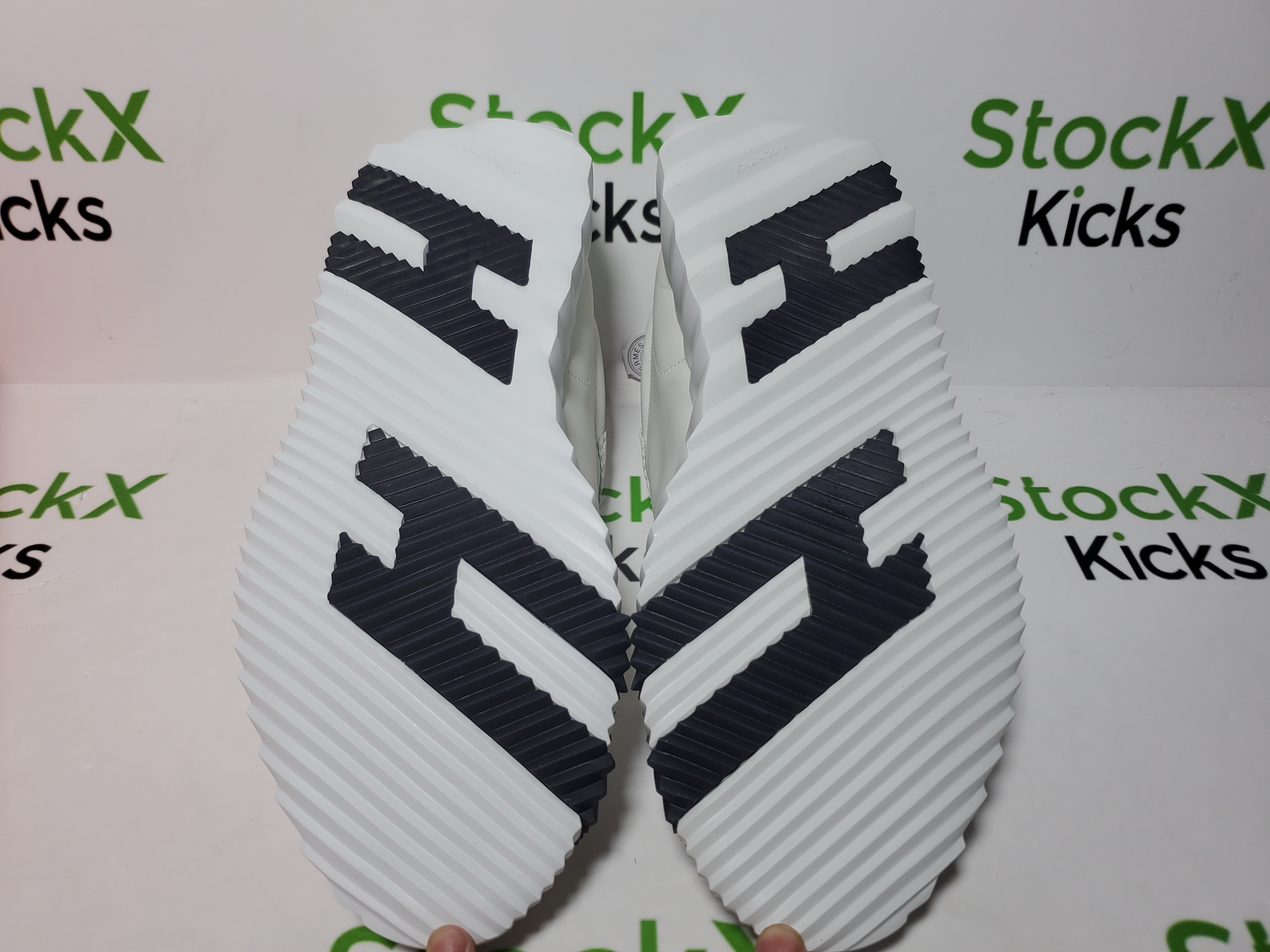 Hermes Bouncing Sneaker Grey White review StockxKicks 04