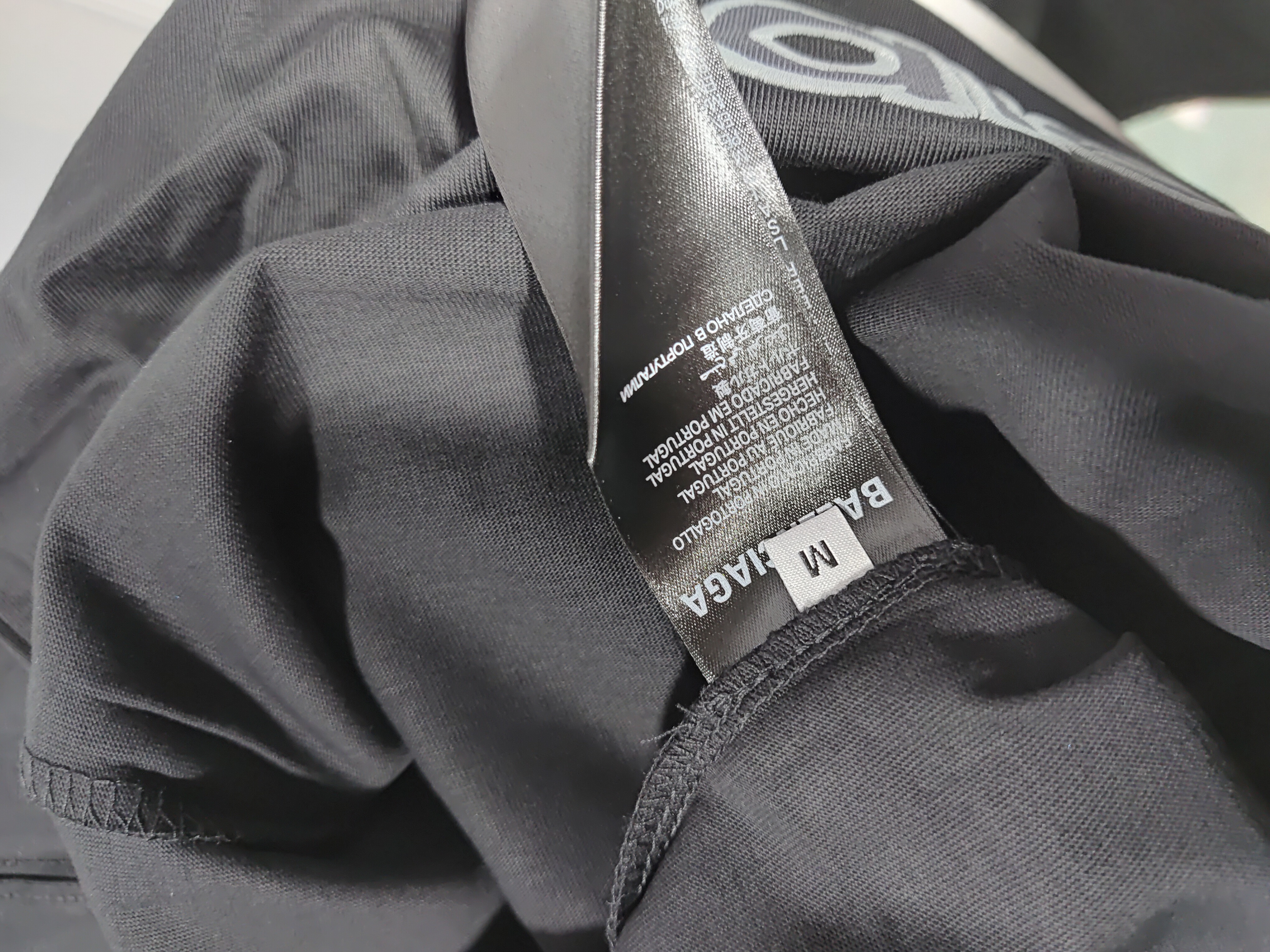 Balenciaga 26ss 3M Embroidered Manchester United Logo Short-Sleeve T-Shirt review StockxKicks 00
