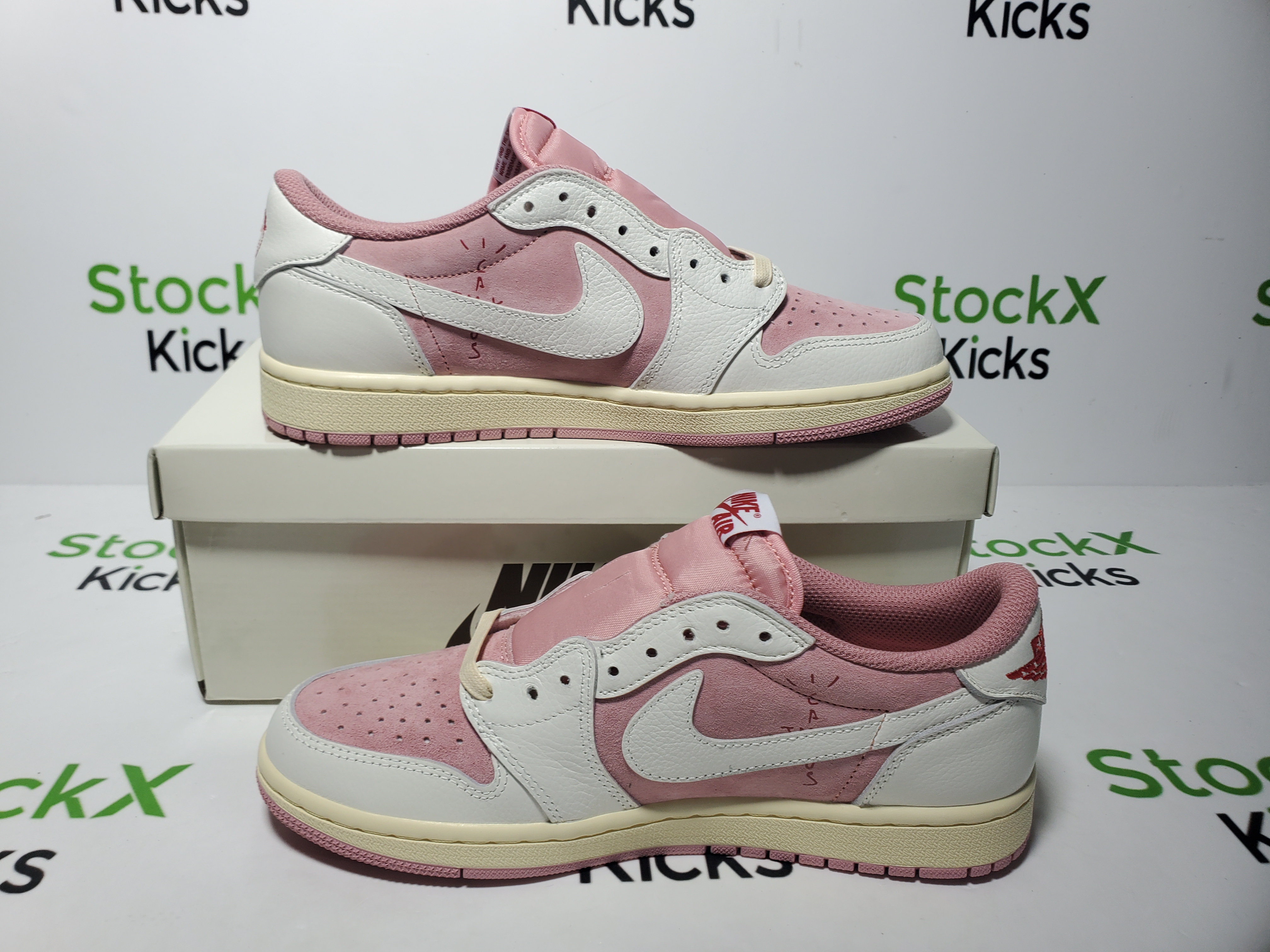PK God Batch Air Jordan 1 Low Travis Scott White Pink DM7866-600 review StockxKicks 02