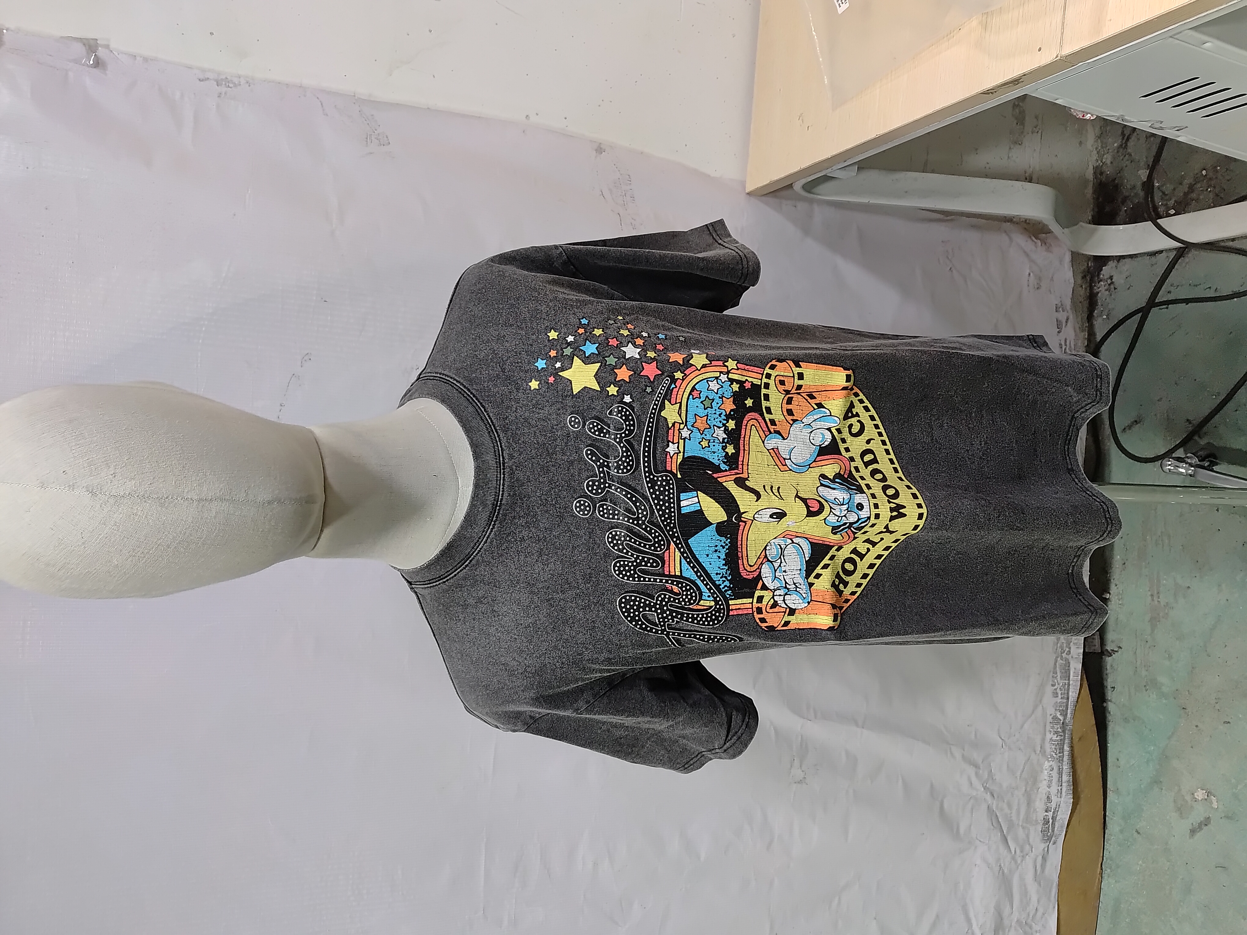 Amiri T-Shirt Mr.Hollywood Grey AMJYTE1099-001 review StockxKicks 01