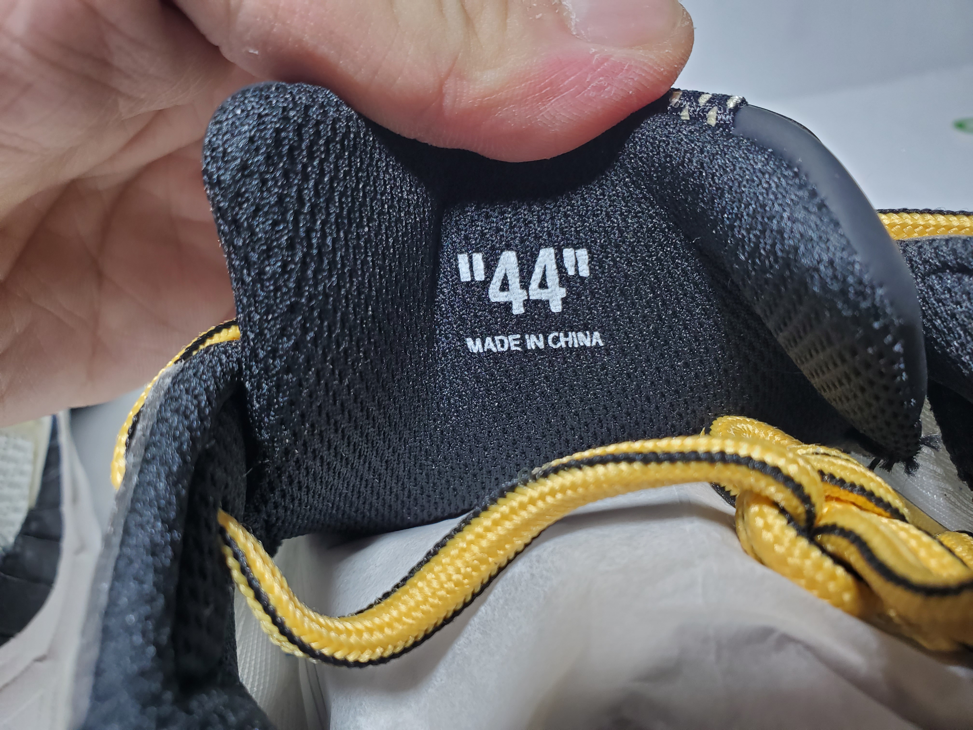 Off White Be Right Back Sneakers New York OIIA295F24 FAB00 20945 review StockxKicks 03