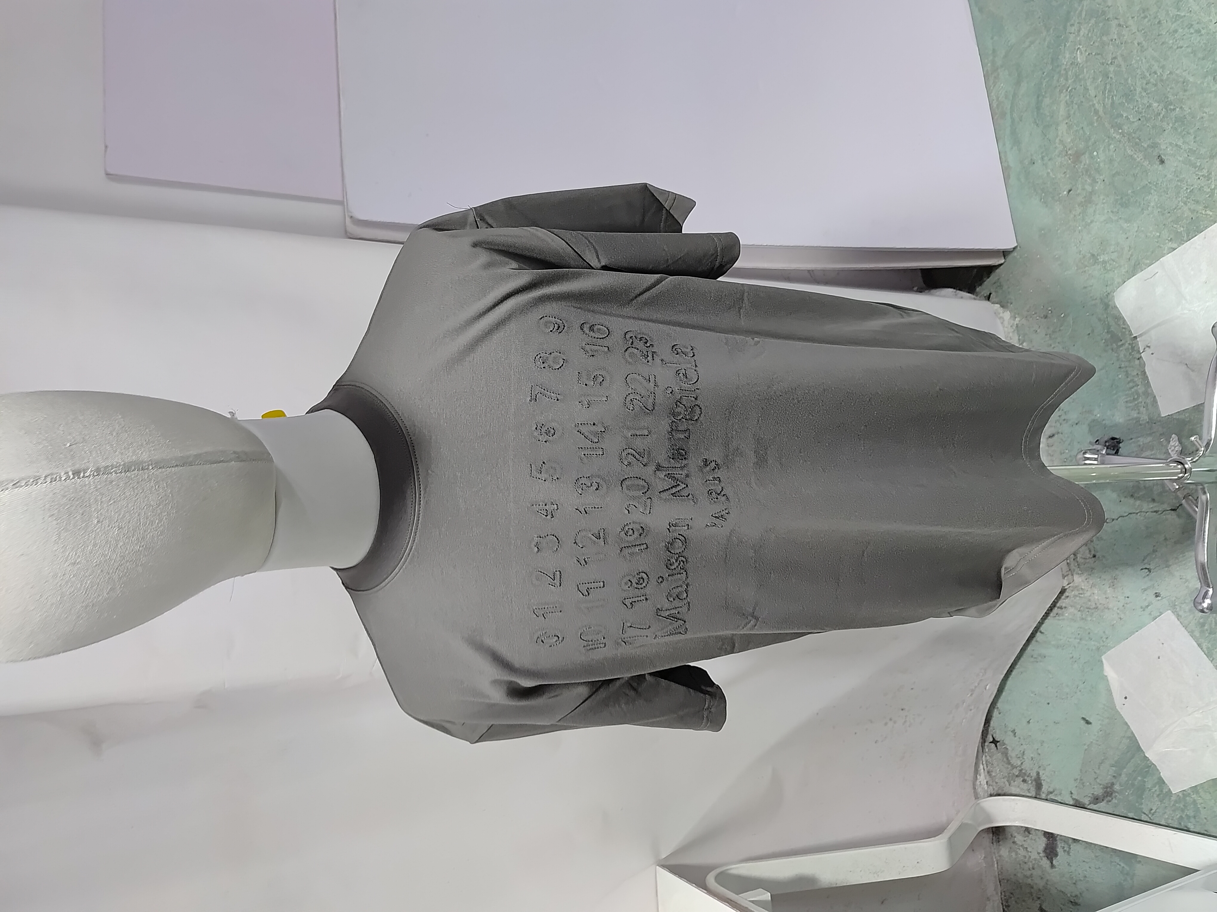 Maison Margiela M6 Embroidered Number T-shirt review StockxKicks 01