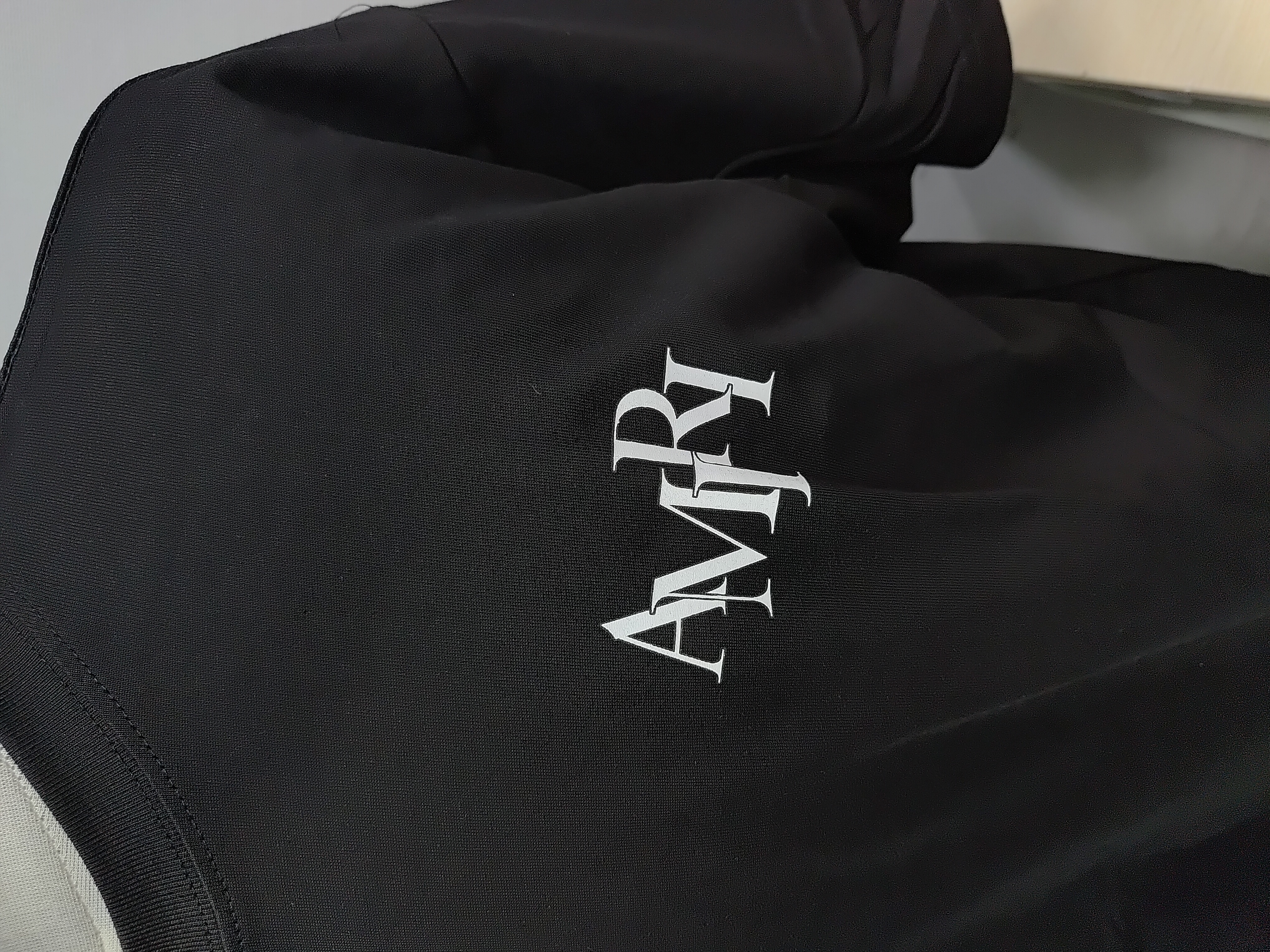 Amiri T-Shirt 677 + Amiri Black MX1 Jeans review StockxKicksVIP 02
