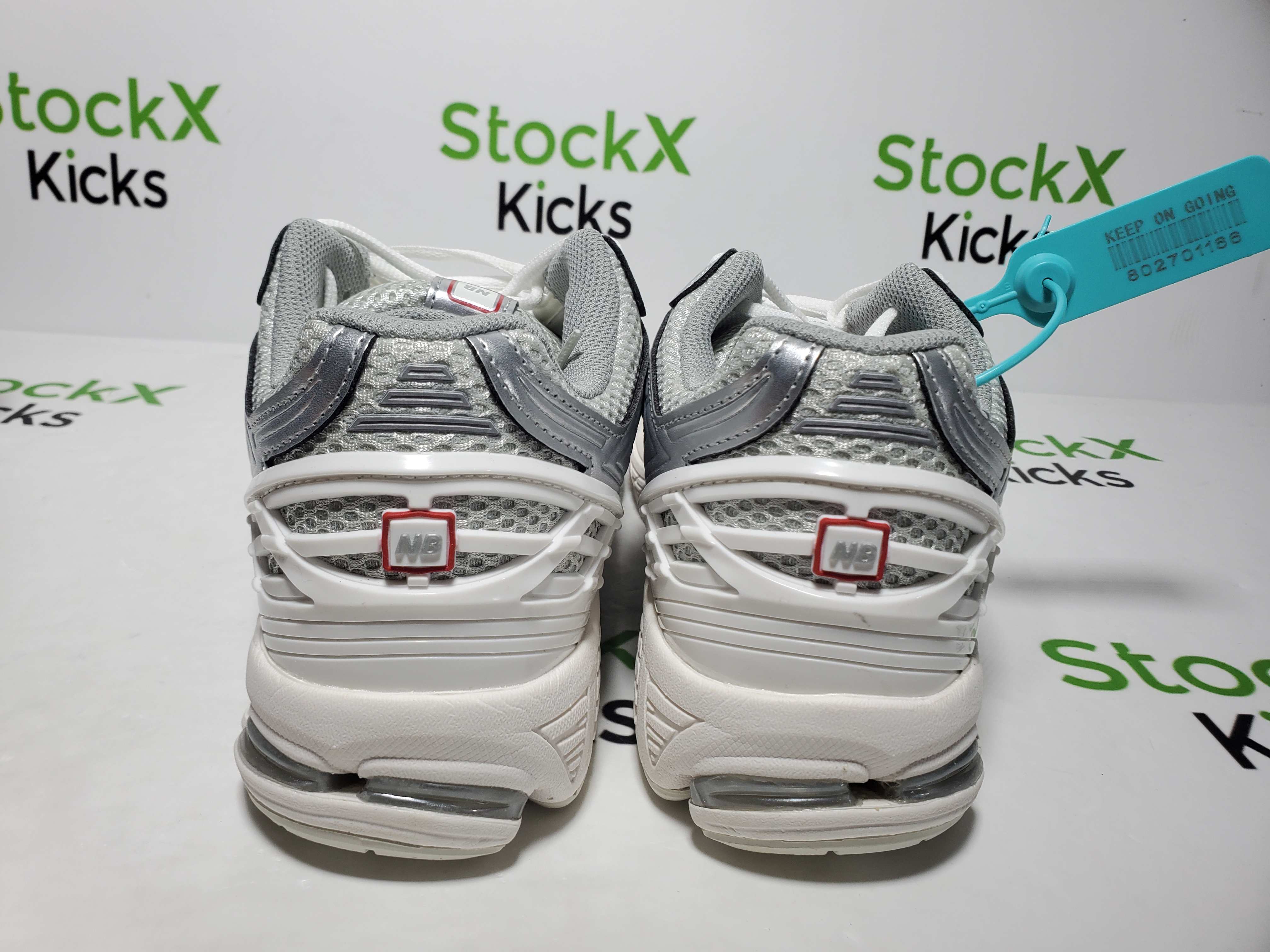 New Balance 1906R Silver M1906RCB review Stockxkicksvip 03