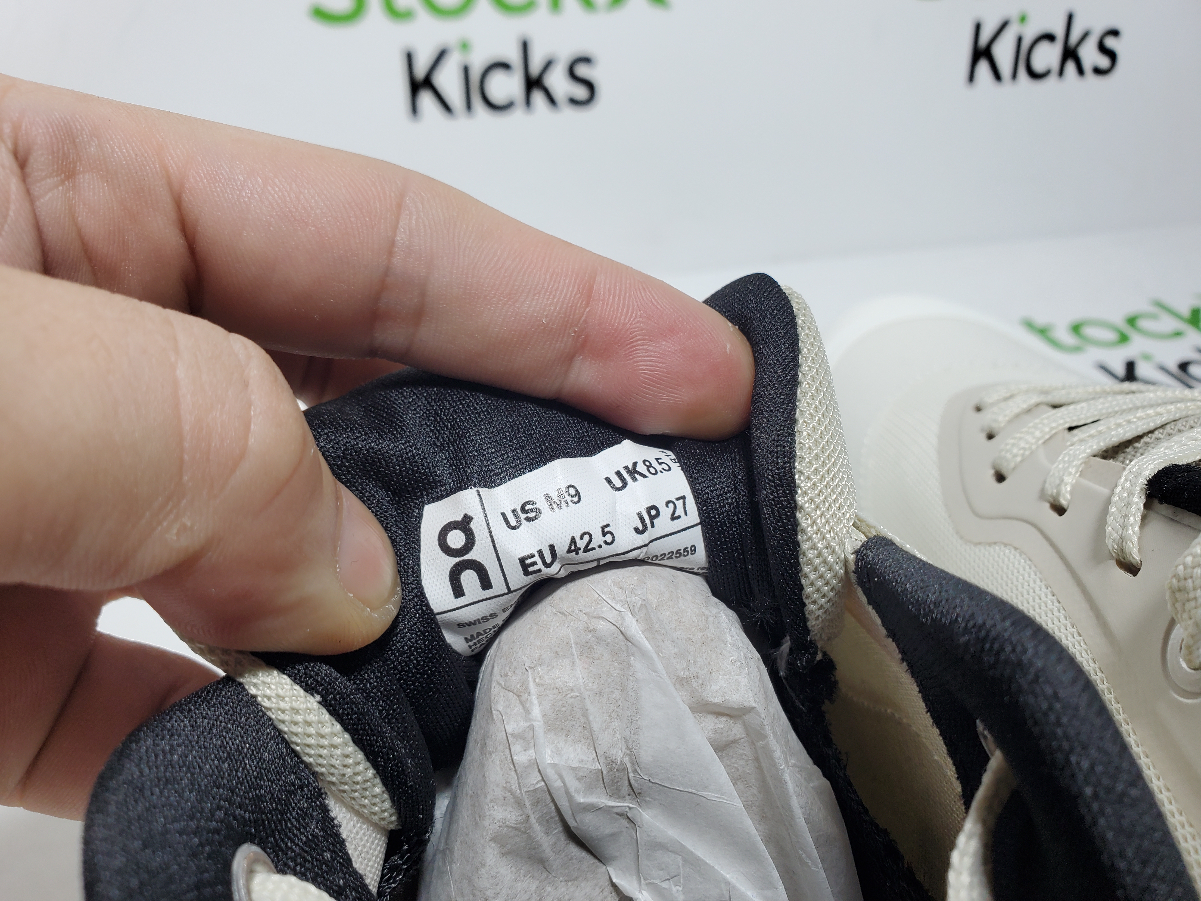 ON Loewe x Cloudtilt 2 White Brown review Stockxkicksvip 04