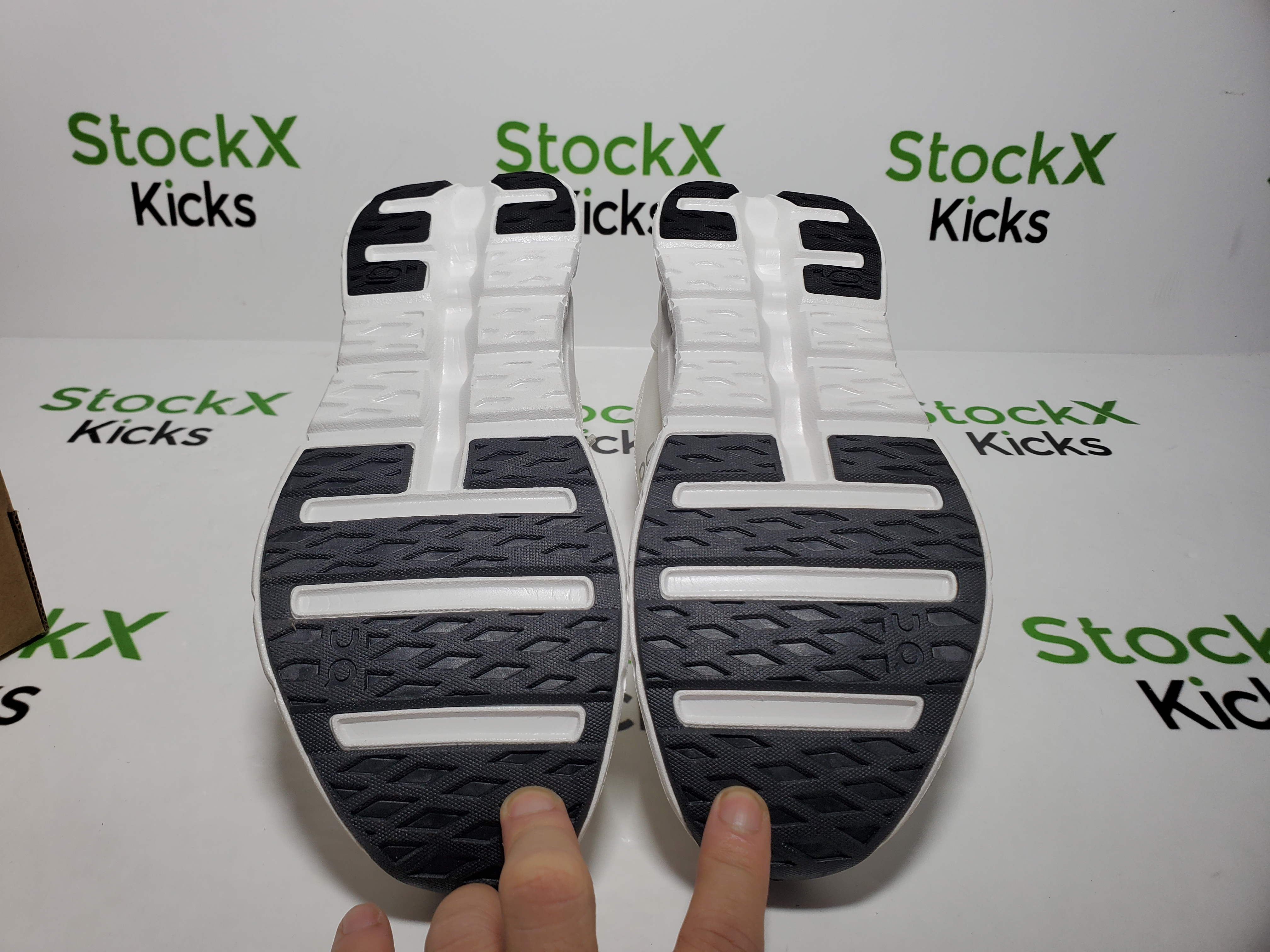 ON Loewe x Cloudtilt 2 White Brown review Stockxkicksvip 06