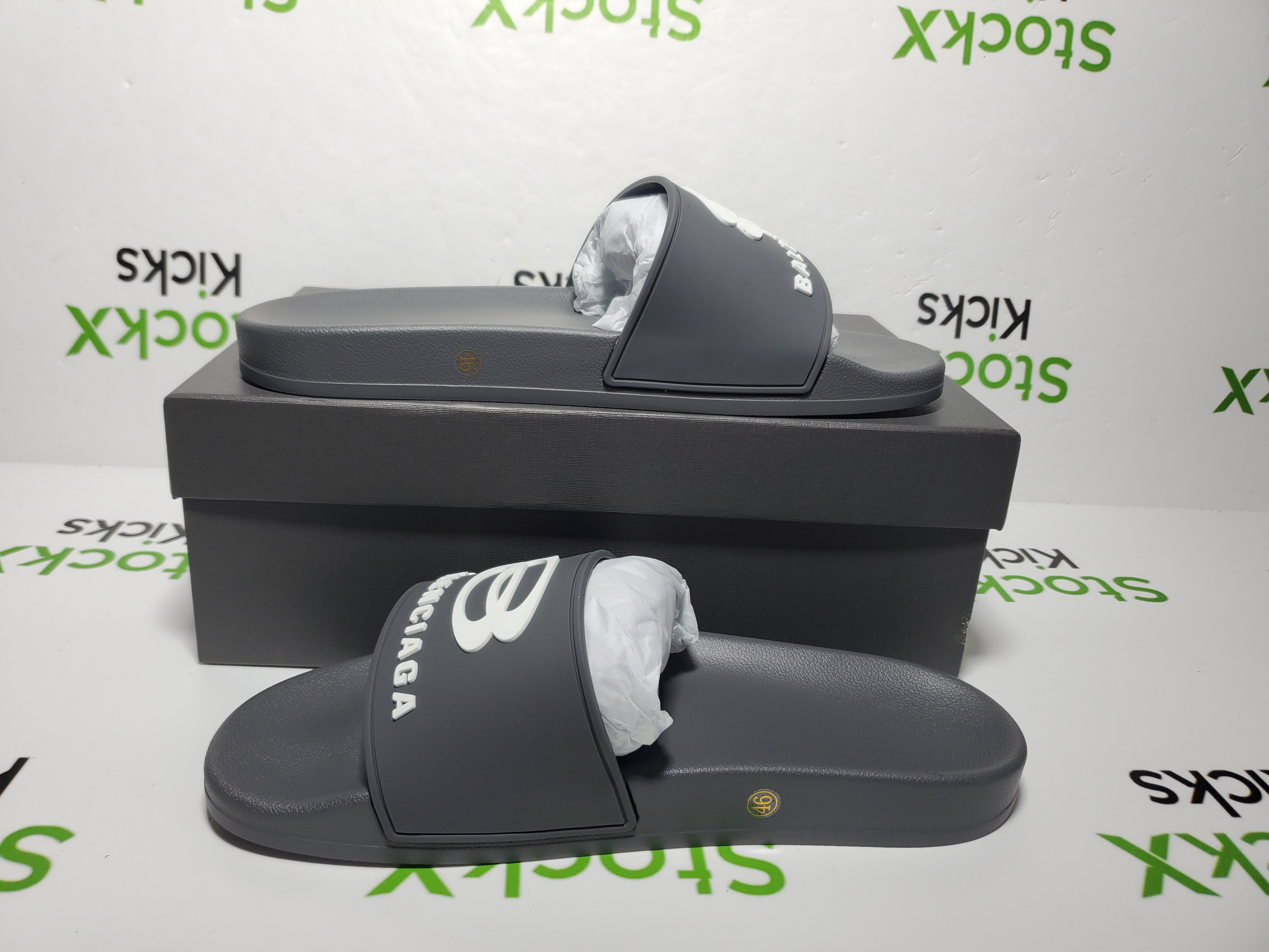 Balenciaga Pool Slide Grey review Stockxkicksvip 01